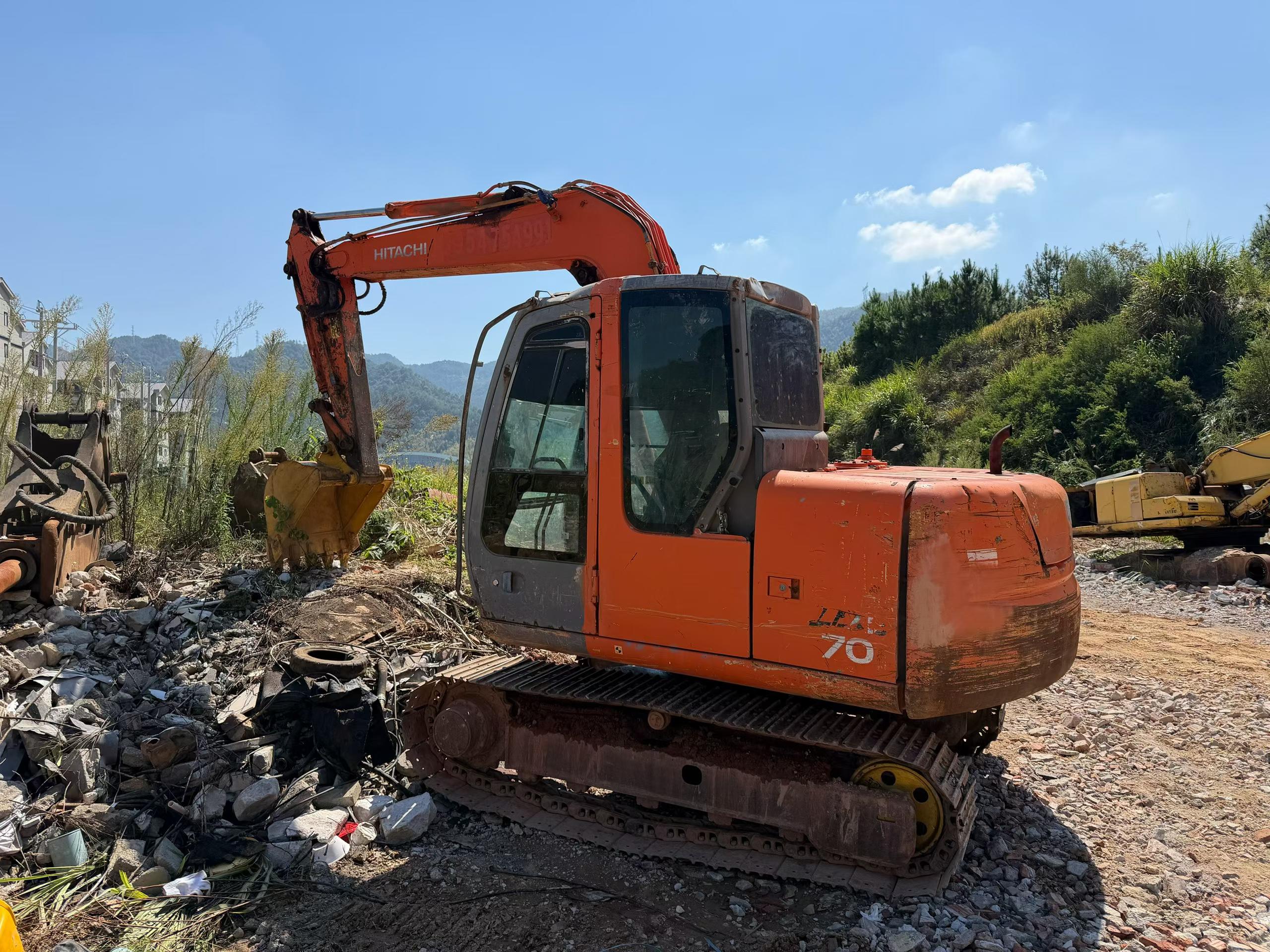 شراء Hitachi ZX70-6 مستعمل حفارة
