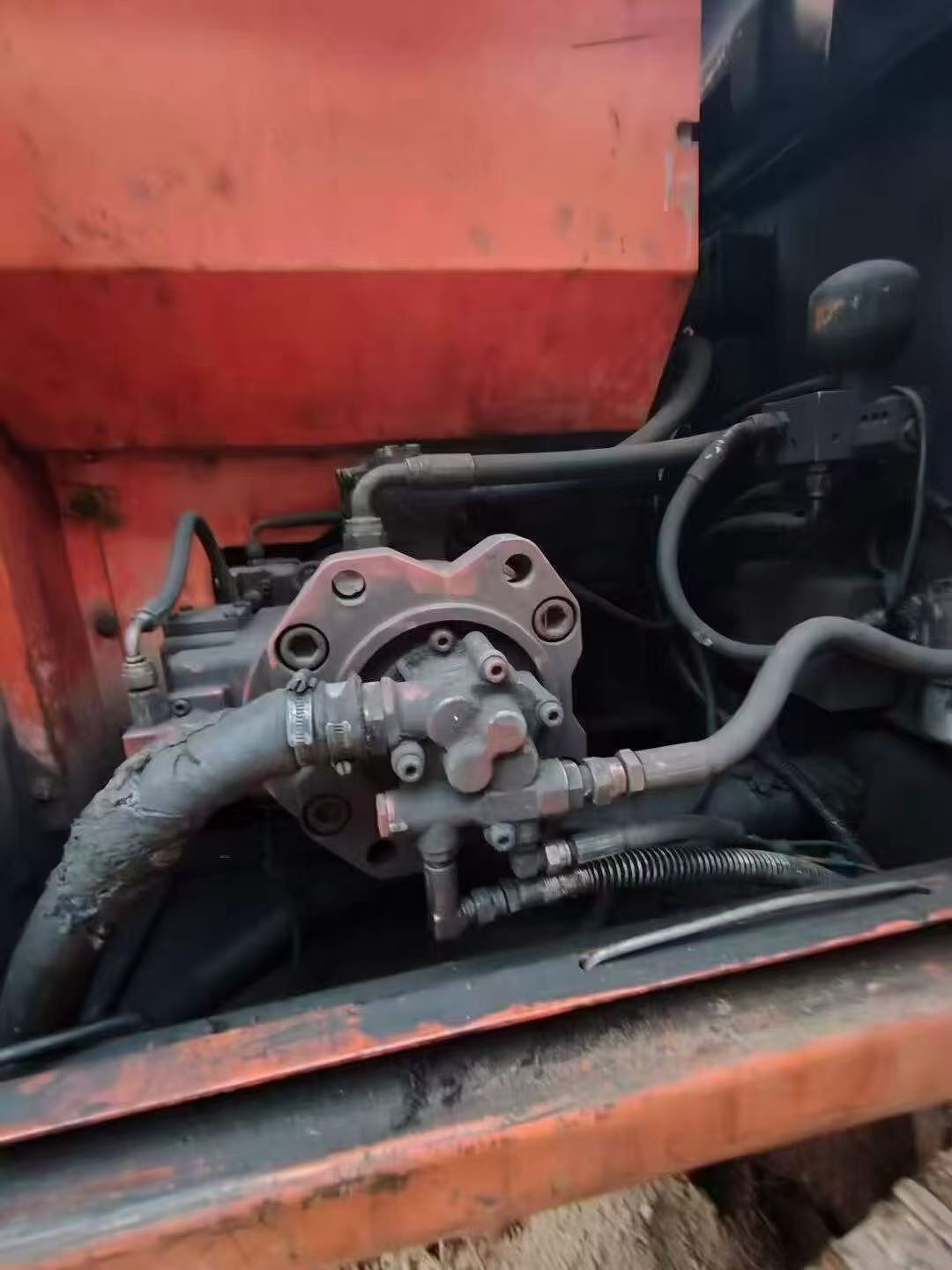 شراء حفارة Doosan DH220-5 مستعملة / 6