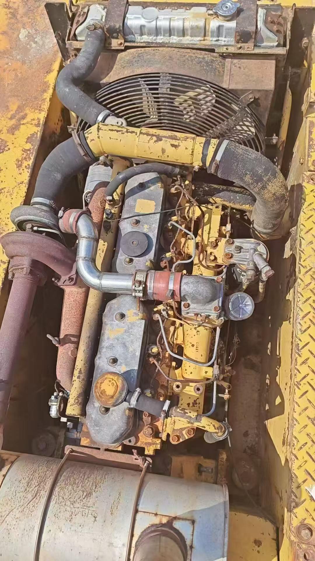 Compre Excavadora Caterpillar E200B Usada / 8