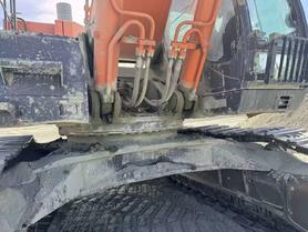 Compre Excavadora Hitachi ZX690LCH-5A Usada / 3 Compre Excavadora Hitachi ZX690LCH-5A Usada / 3