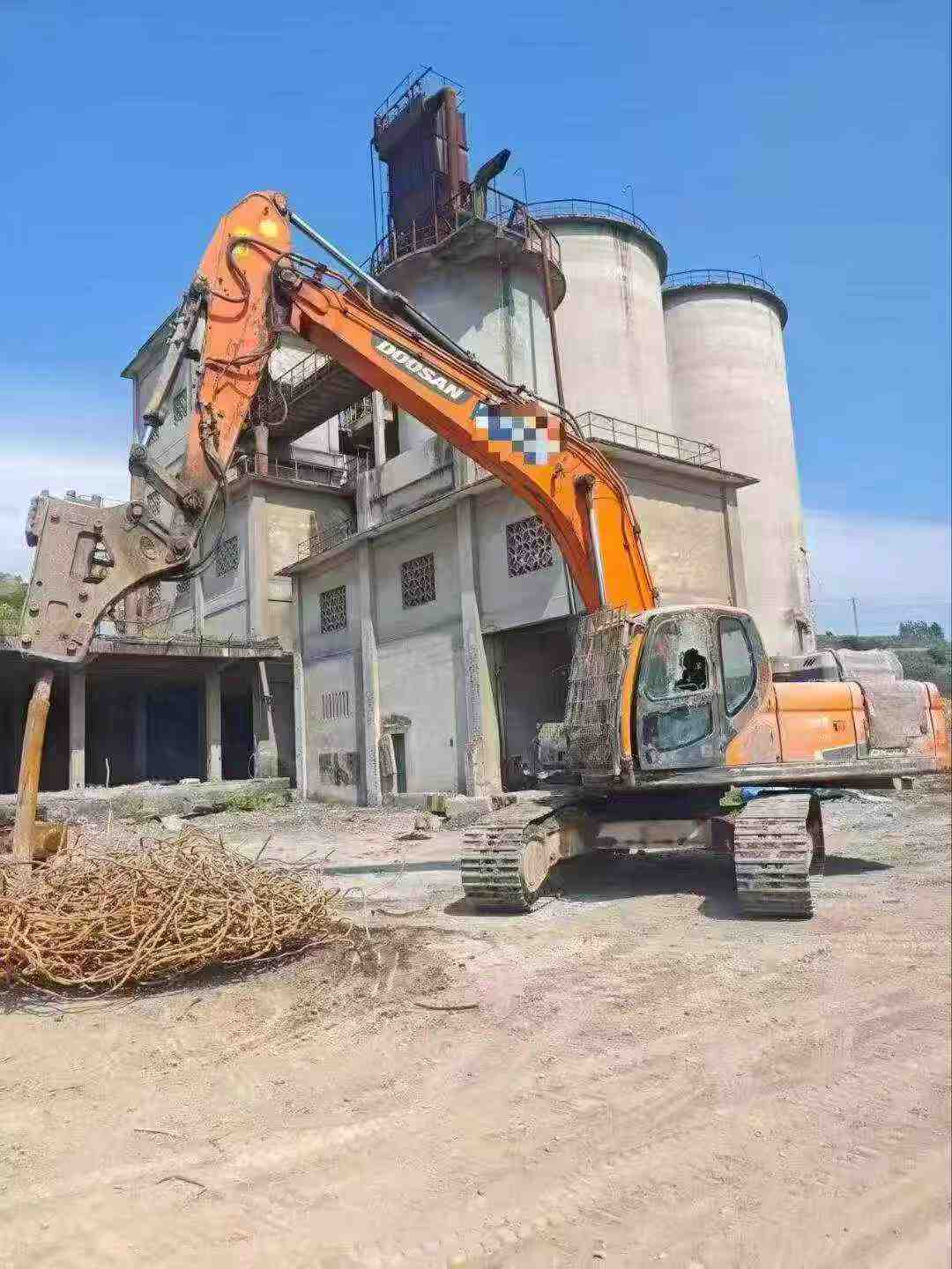Купить Подержанный Экскаватор Doosan DH300-5 / 2