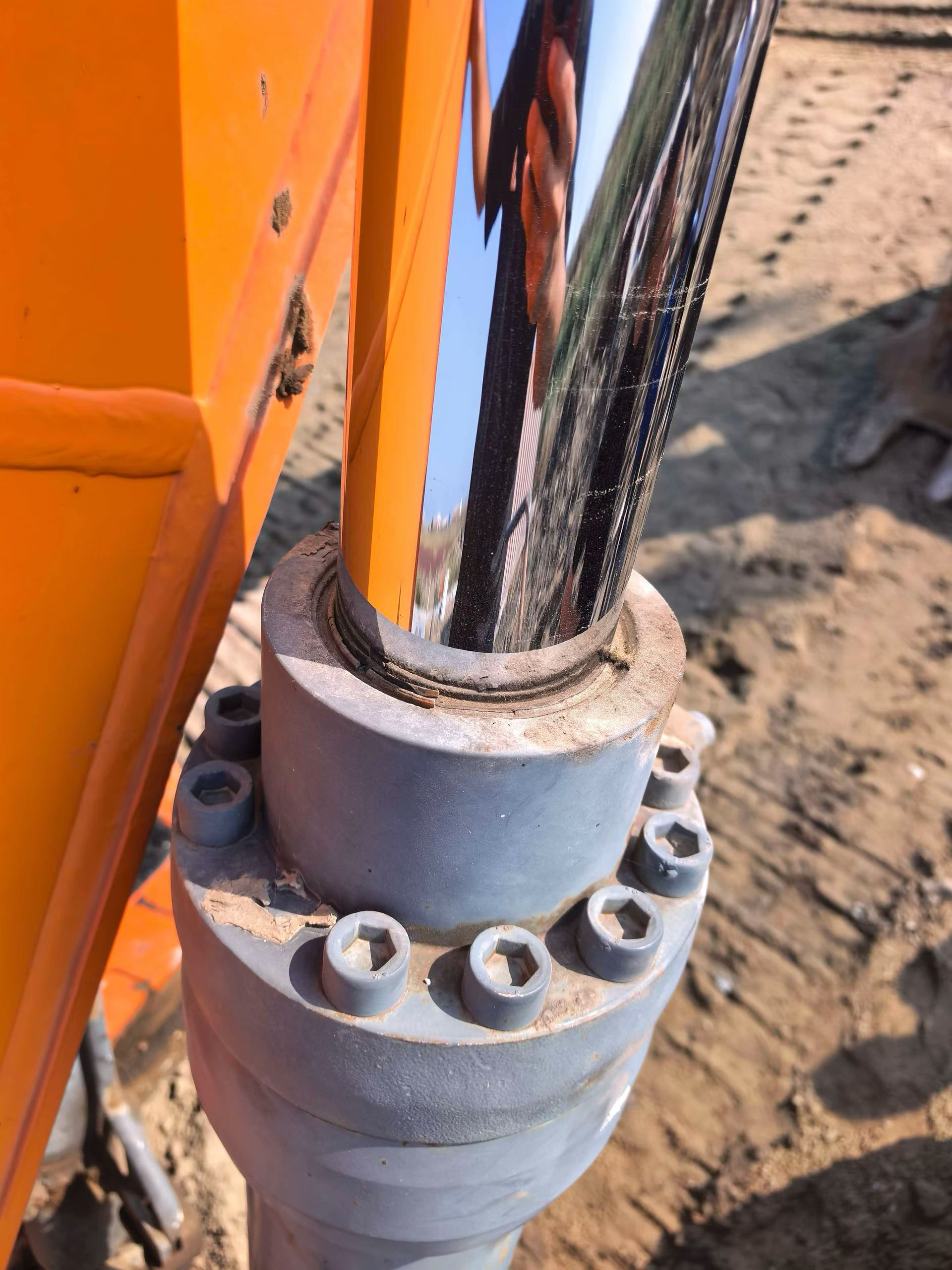 Compre Excavadora Doosan DH220-3 Usada / 2