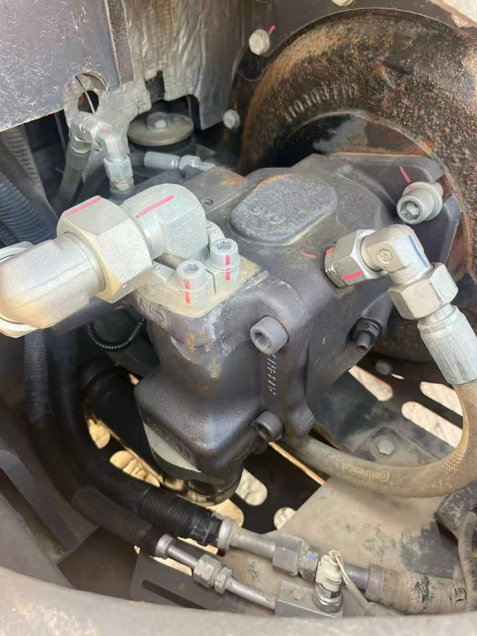 شراء حفارة XCMG XE60 مستعملة / 7