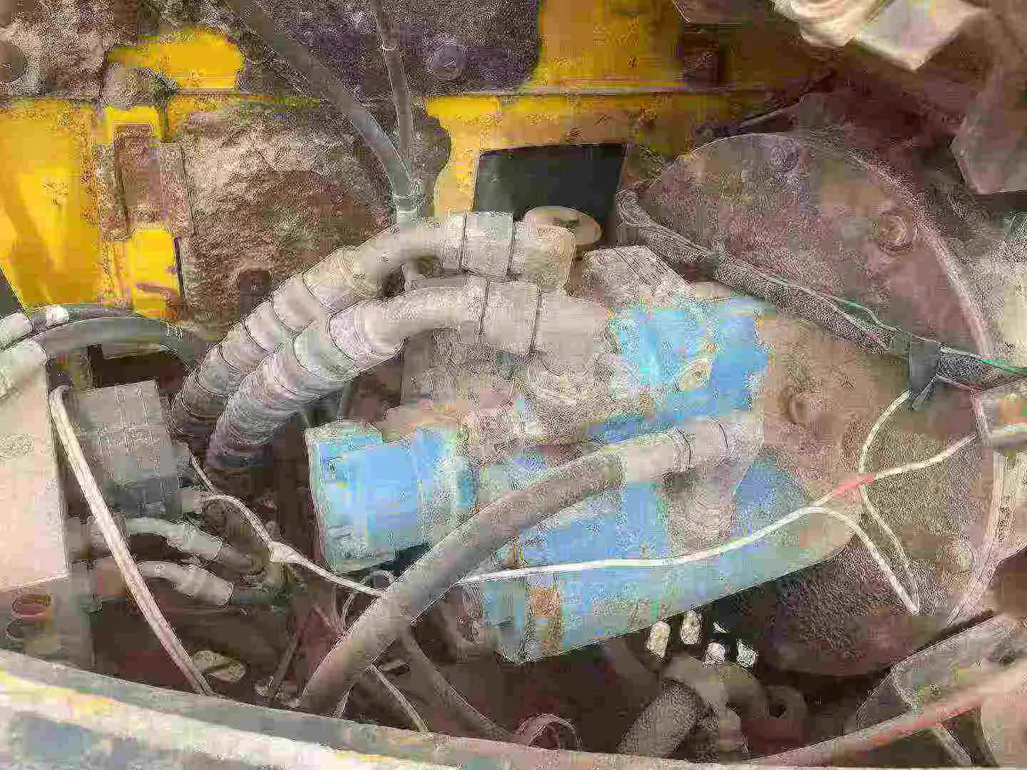 شراء حفارة Hyundai R80G مستعملة / 5