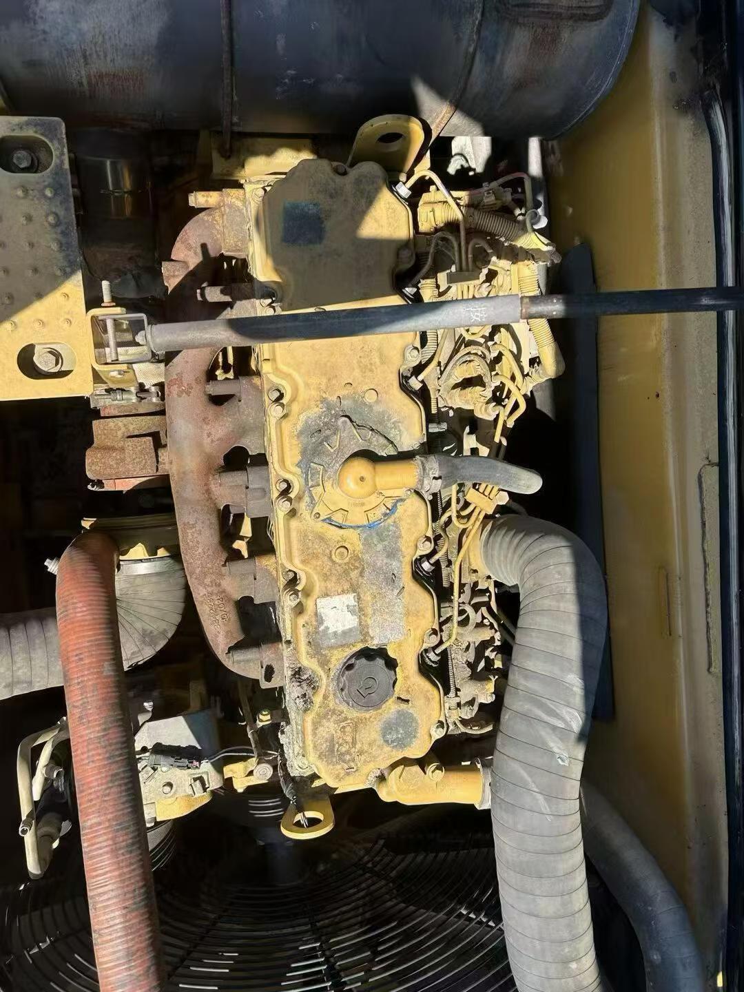 Compre Escavadeira Caterpillar 330B Usada / 3