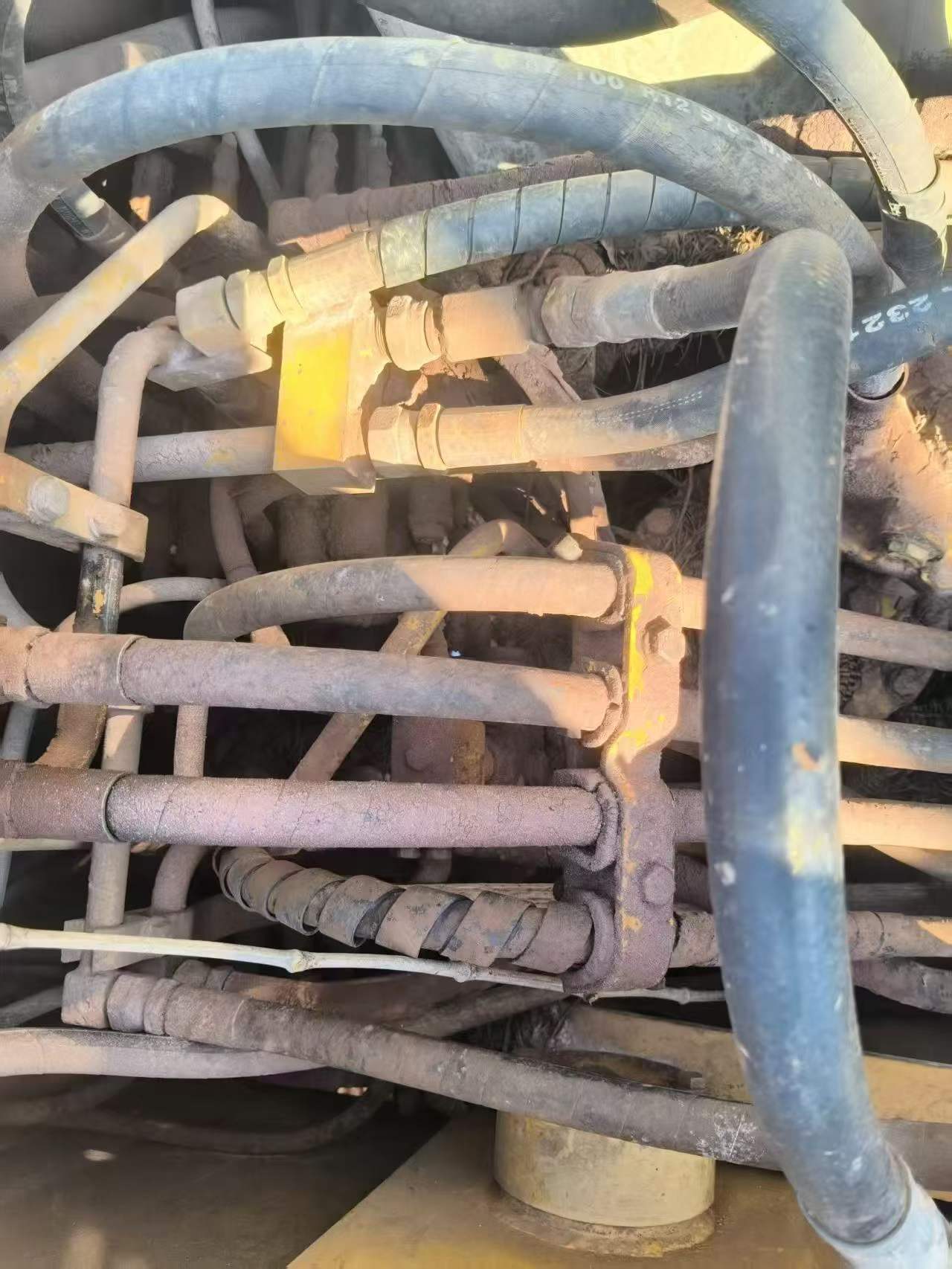 شراء حفارة Komatsu PC120-5 مستعملة / 2