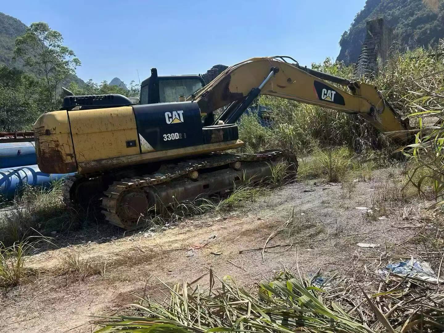Compre Escavadeira Caterpillar 330B Usada / 2