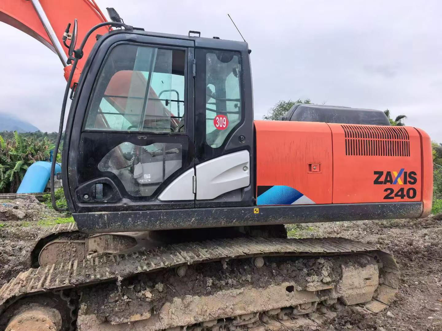 Buy Hitachi ZX240 Used Excavator / 5
