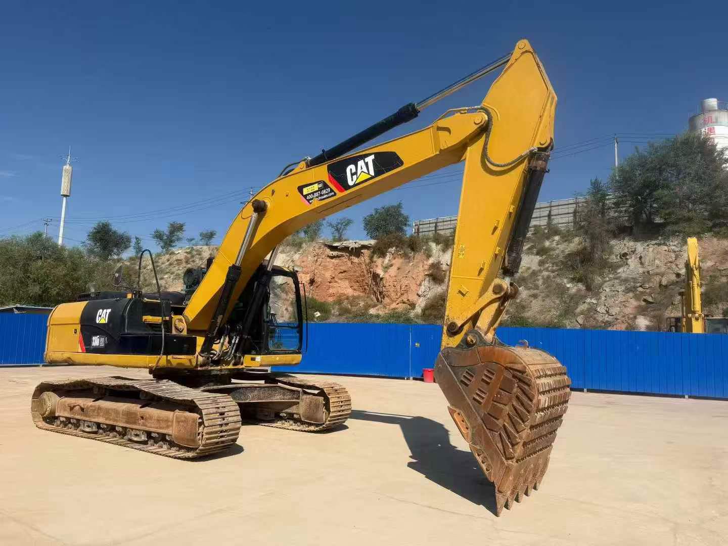 شراء Caterpillar 326DL مستعمل حفارة