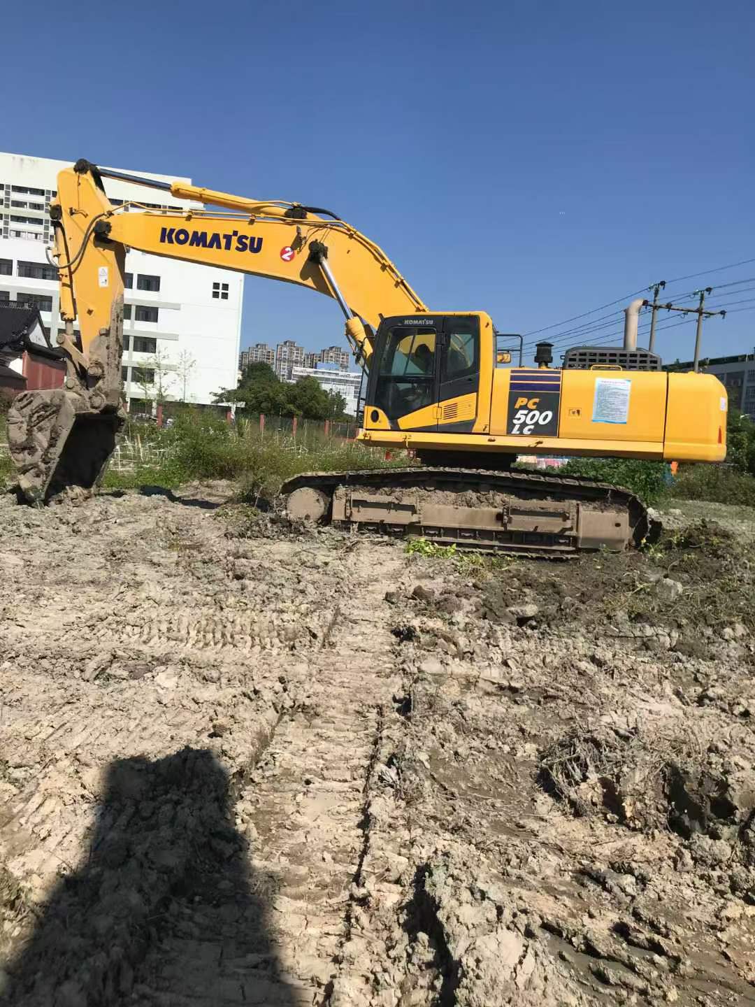 Compre Escavadeira Komatsu WA500-3 Usada / 3
