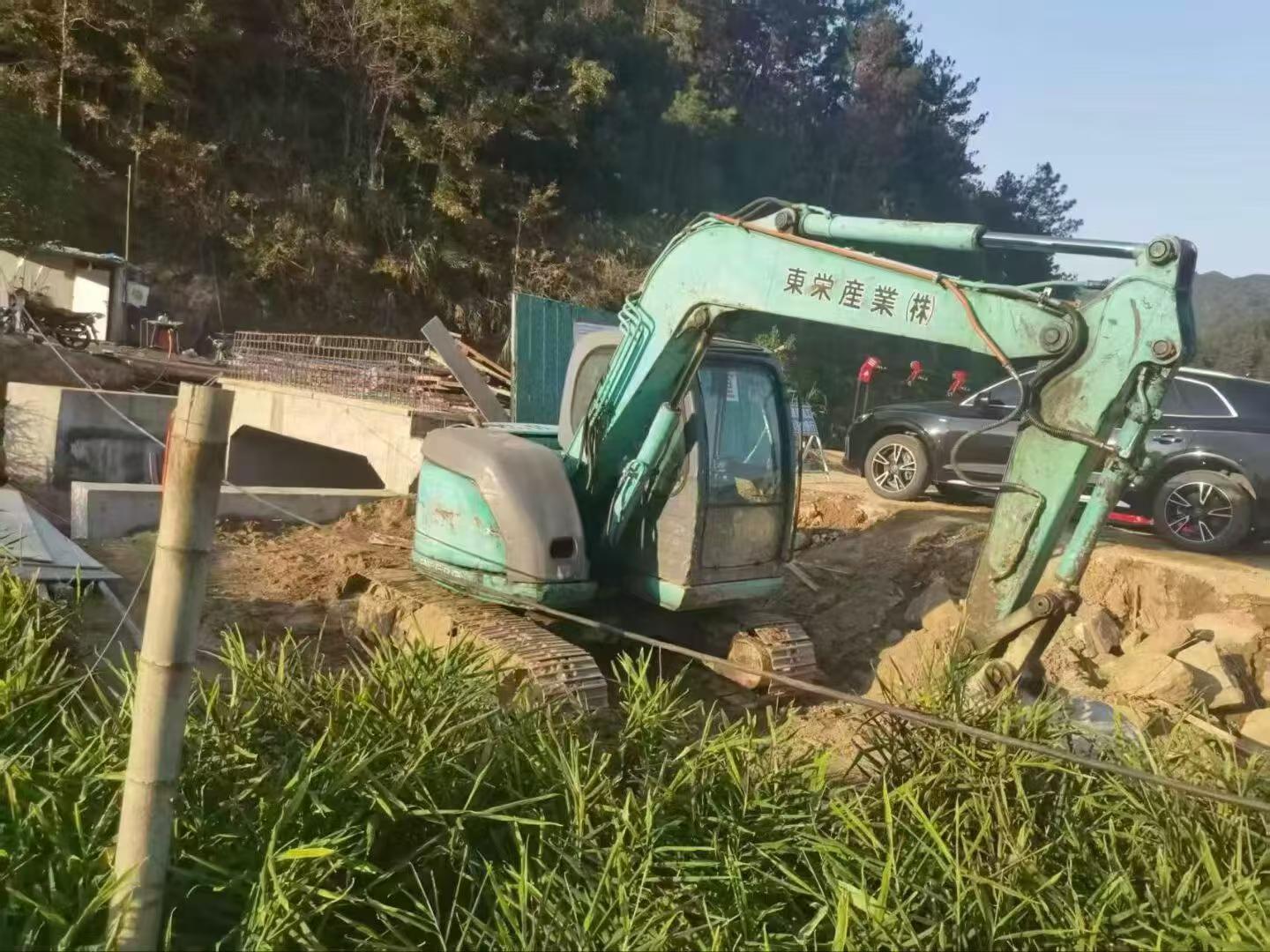 شراء حفارة Kobelco SK70SR مستعملة / 5