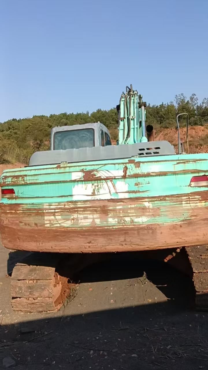 Купить Подержанный Экскаватор Kobelco SK210 / 2