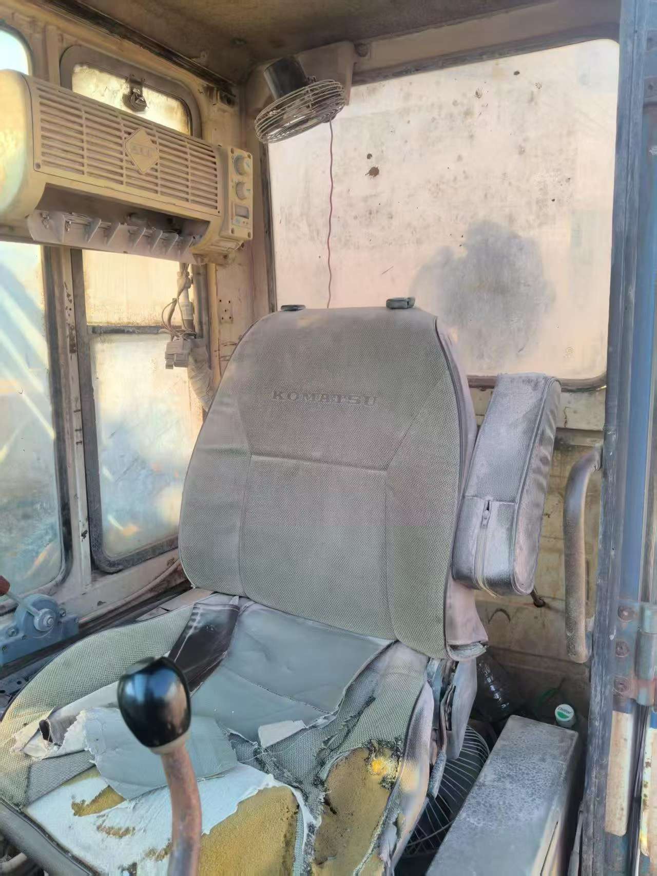 شراء حفارة Komatsu PC120-5 مستعملة / 5