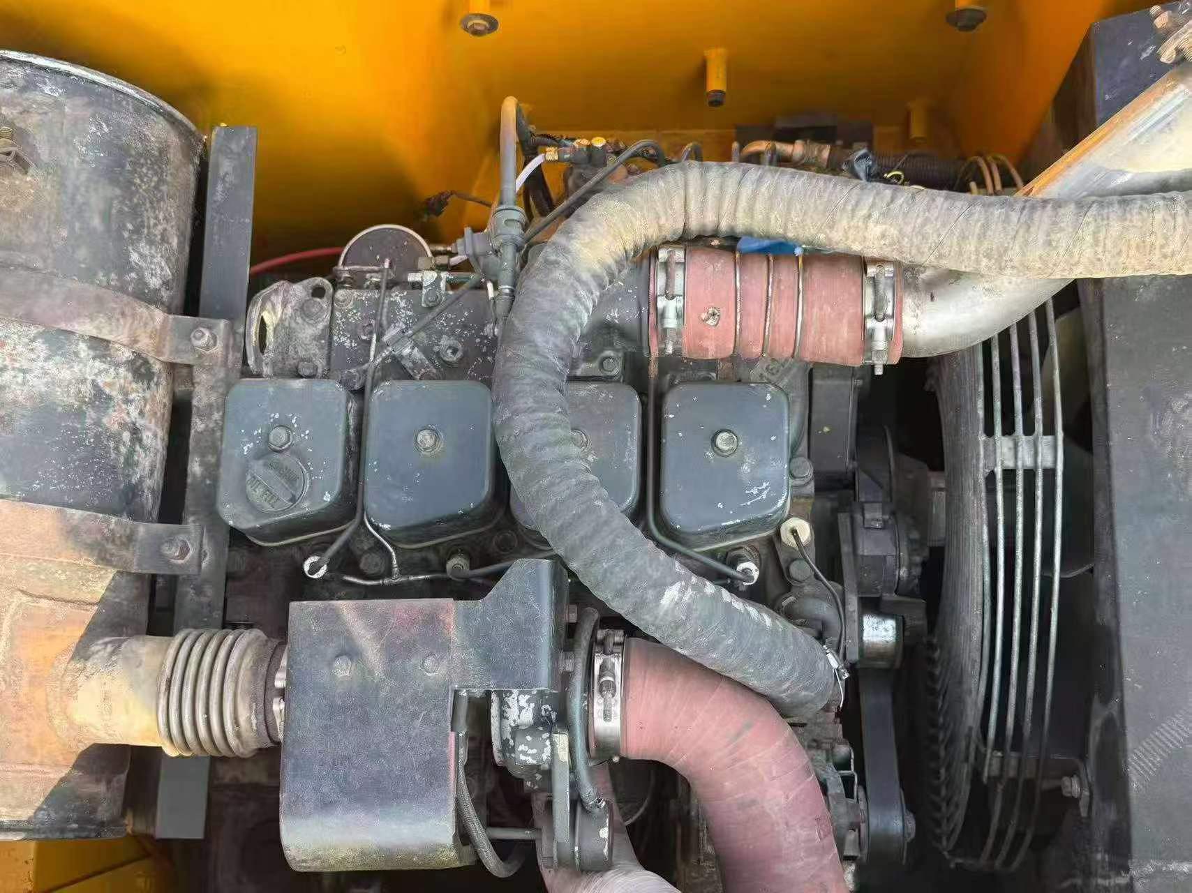 شراء حفارة Hyundai R150-7 مستعملة / 6