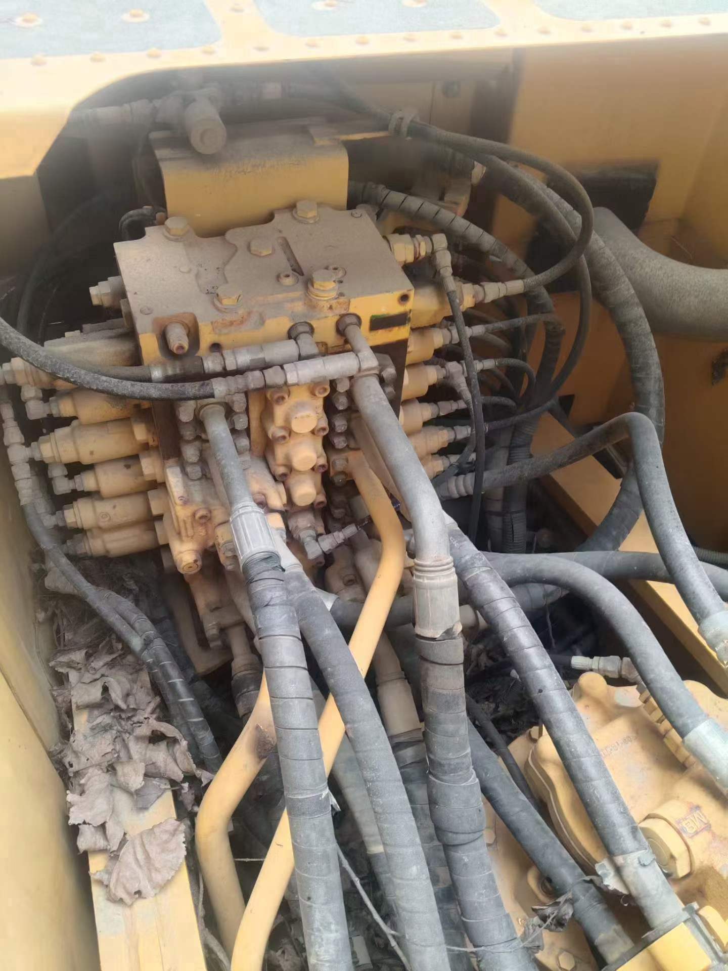 Compre Excavadora Komatsu PC200-10 Usada / 7