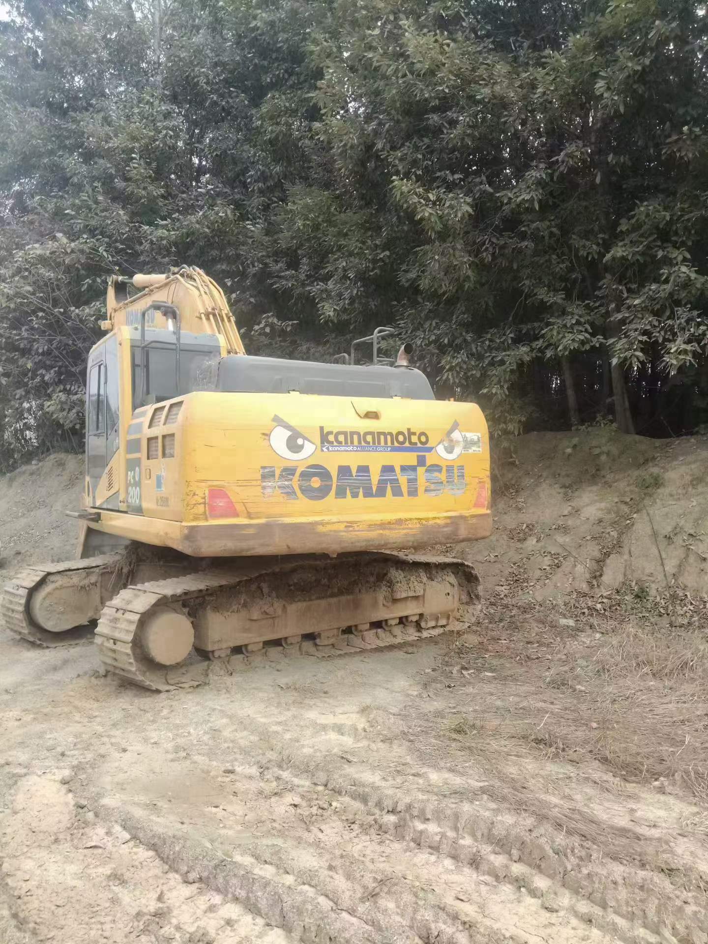 Compre Excavadora Komatsu PC200-10 Usada / 3