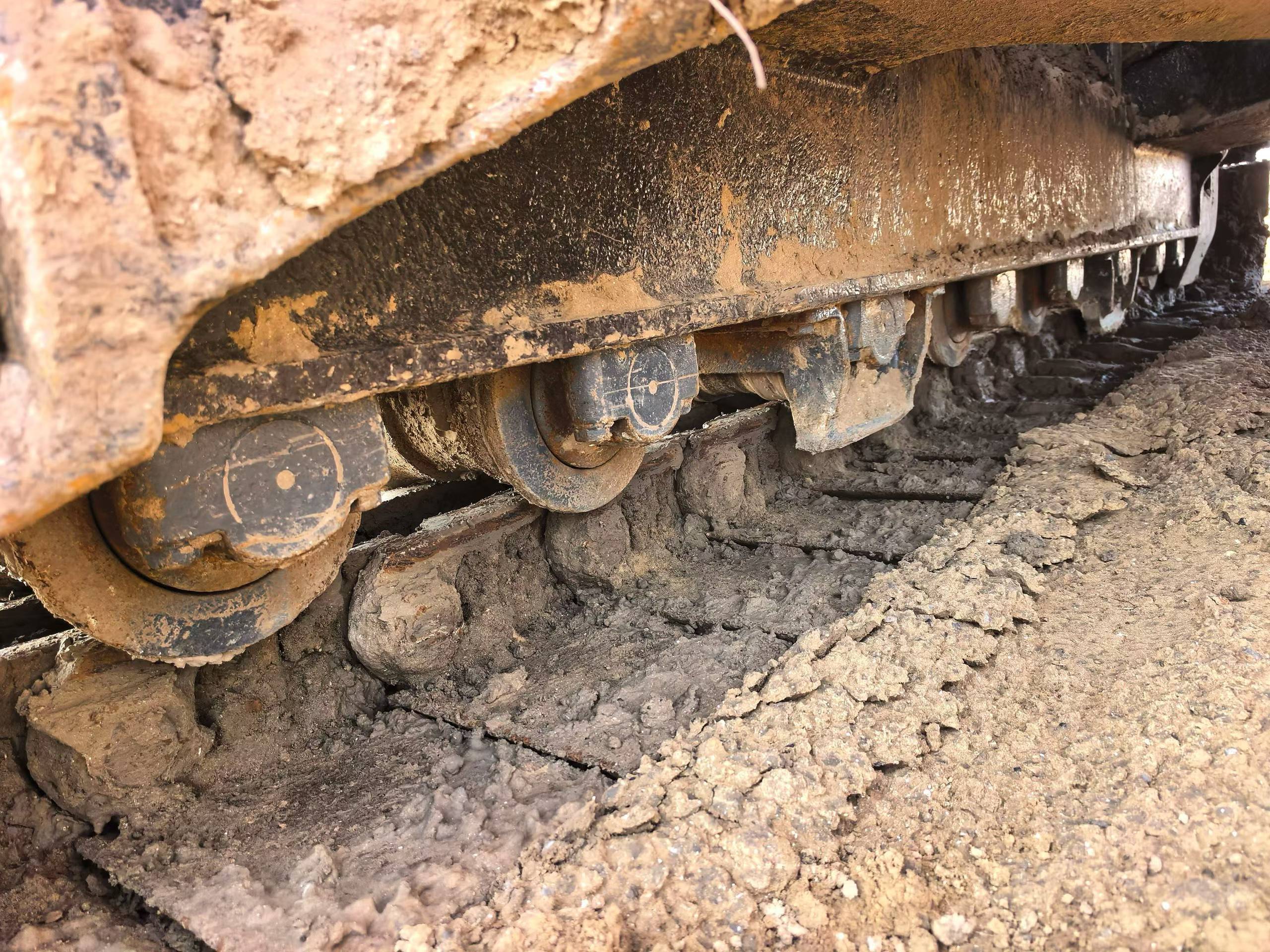 Compre Excavadora Doosan DH220-3 Usada / 4