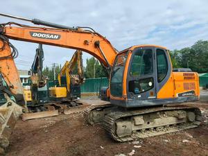 شراء Doosan S130W-3 مستعمل حفارة شراء Doosan S130W-3 مستعمل حفارة