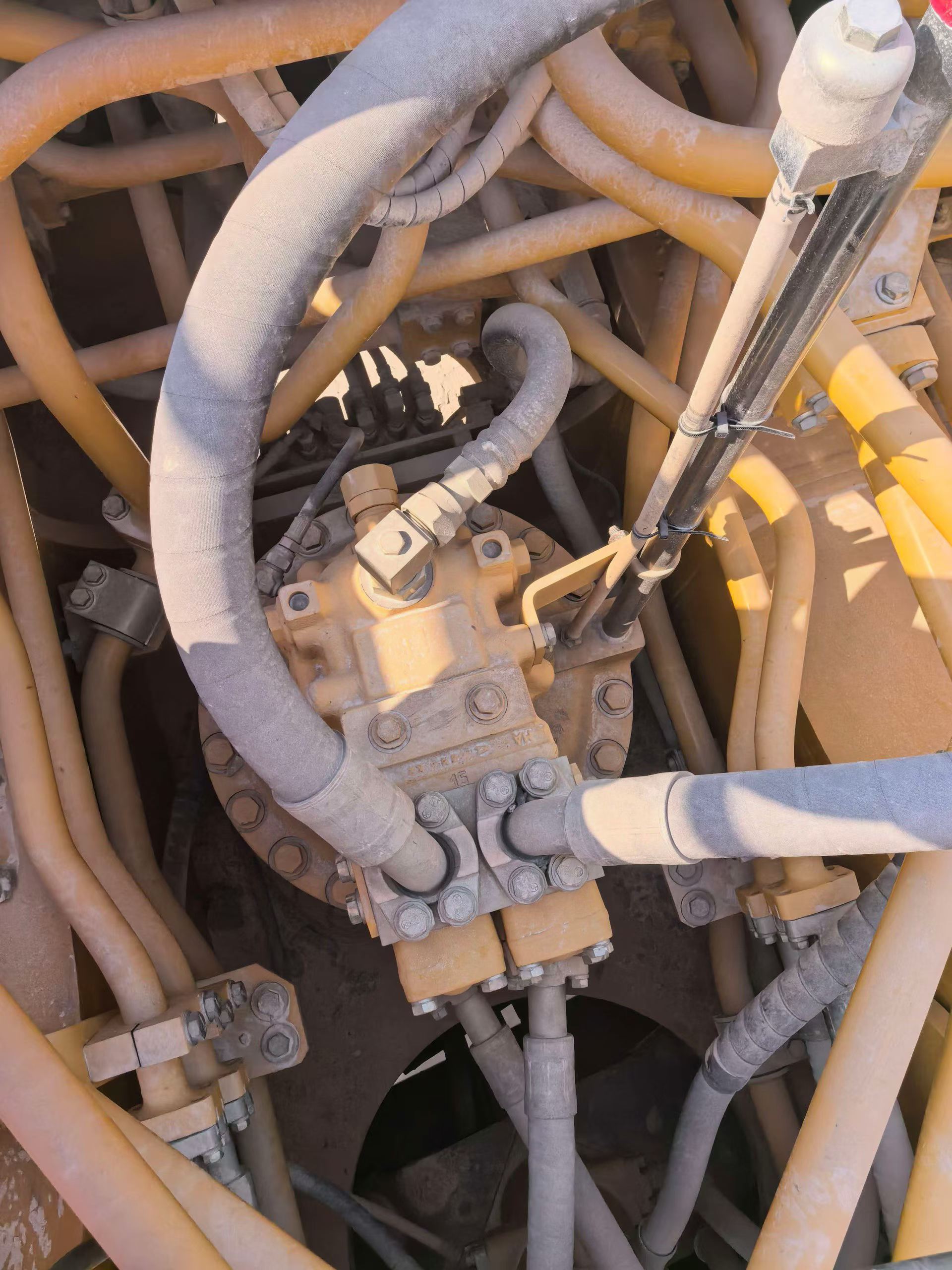 Купить Подержанный Экскаватор Komatsu PC850-8 / 7