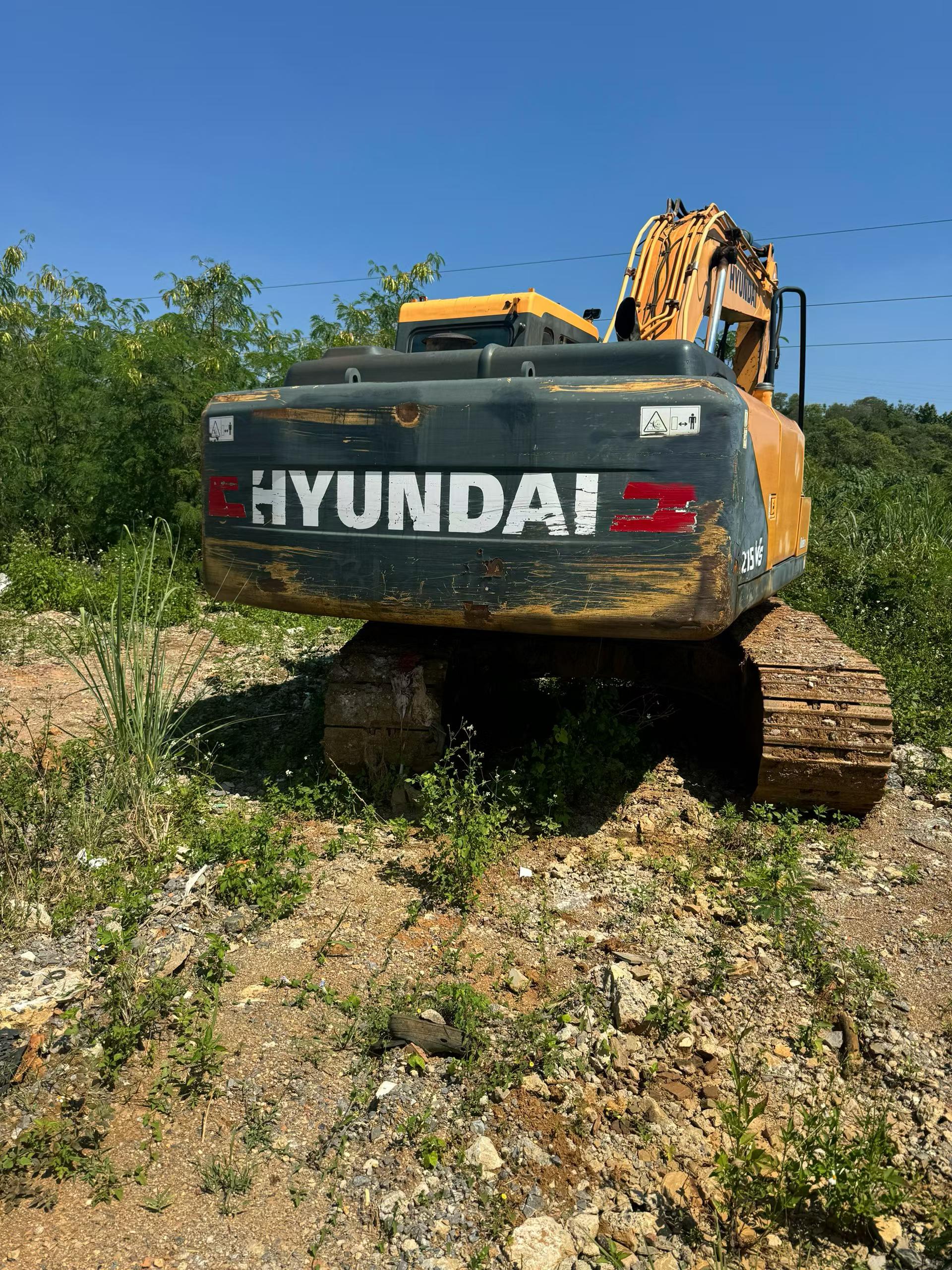 شراء حفارة Hyundai R215-7 مستعملة / 8