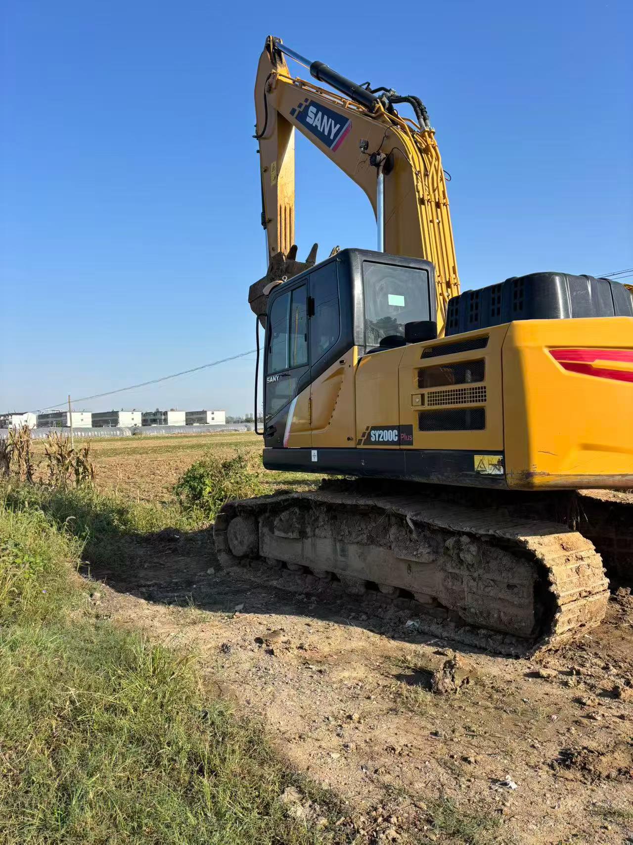 Buy Sany SY200C Used Excavator / 4