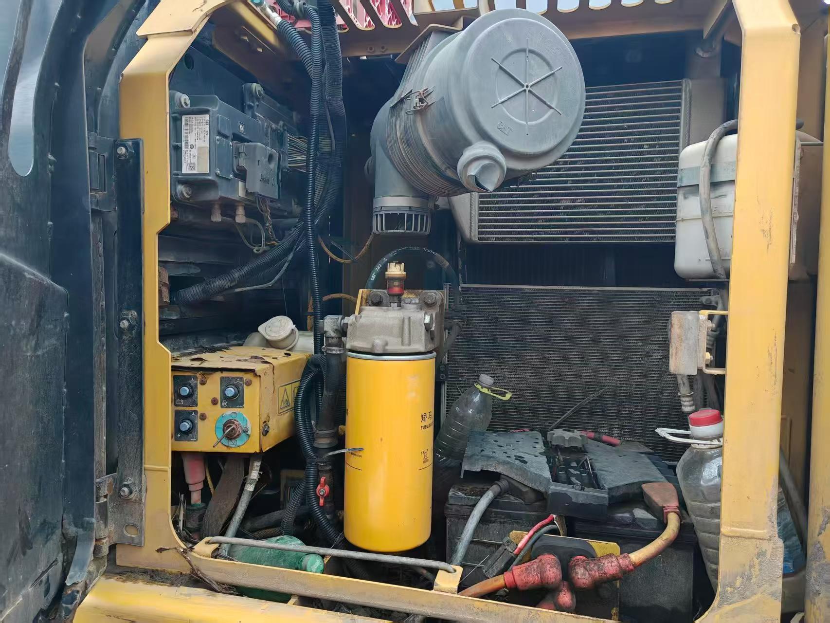 Compre Excavadora Caterpillar 313D Usada / 6