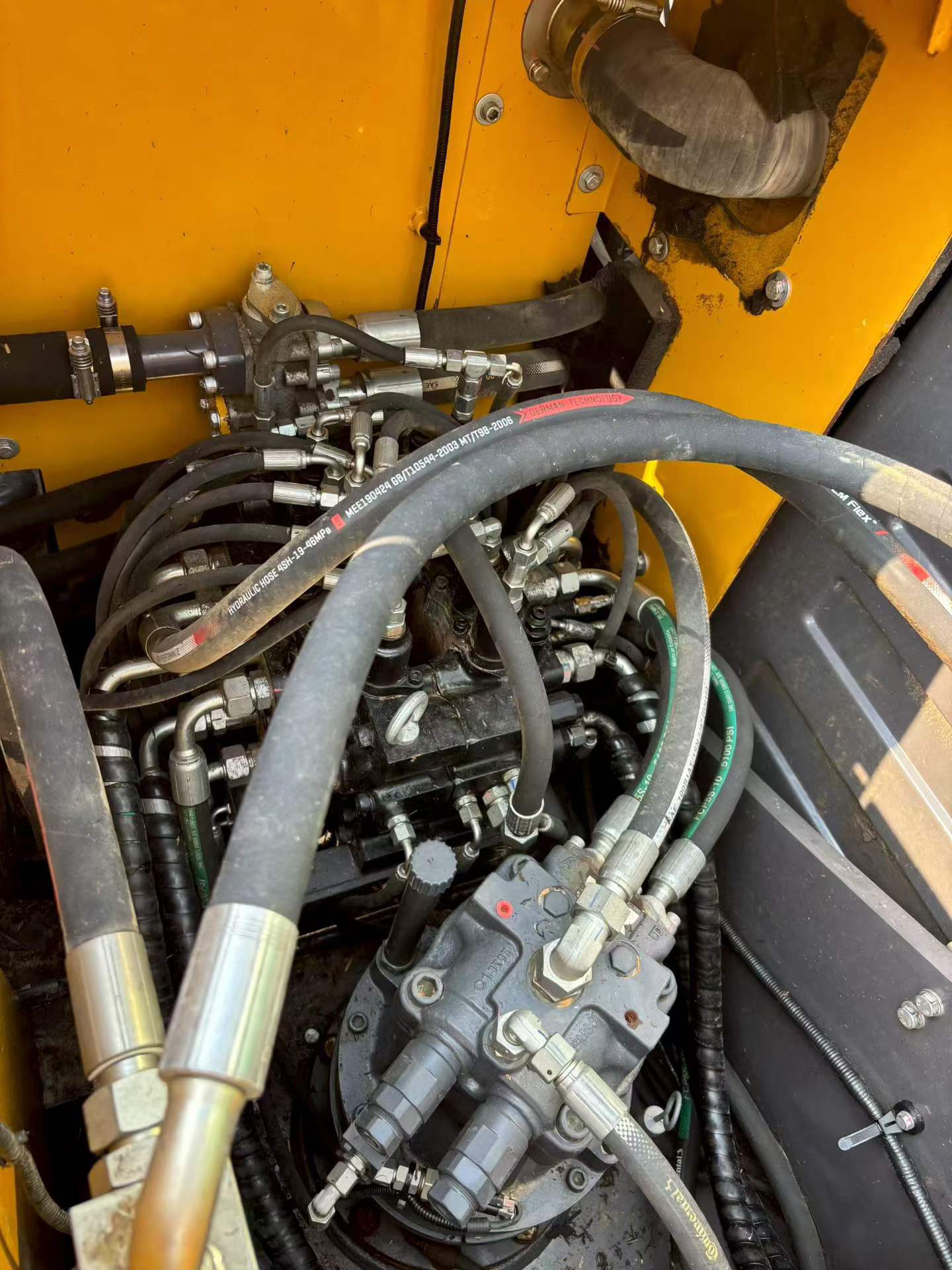 شراء حفارة XCMG XE135GA مستعملة / 5