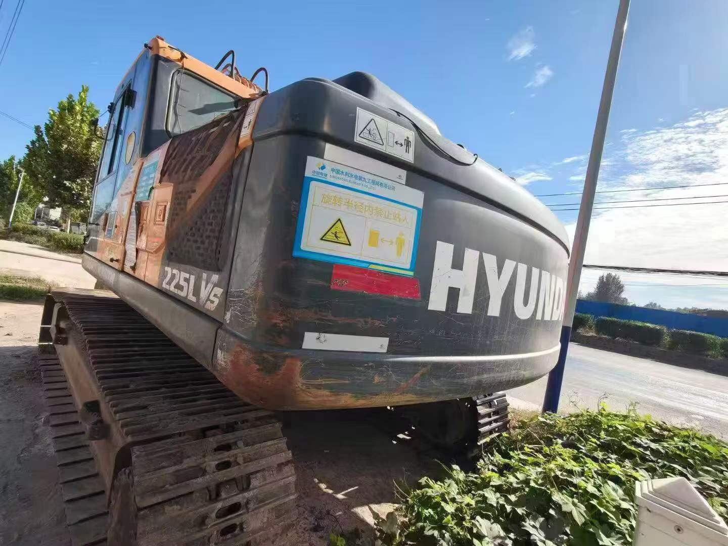 شراء حفارة Hyundai R225-7 مستعملة / 5
