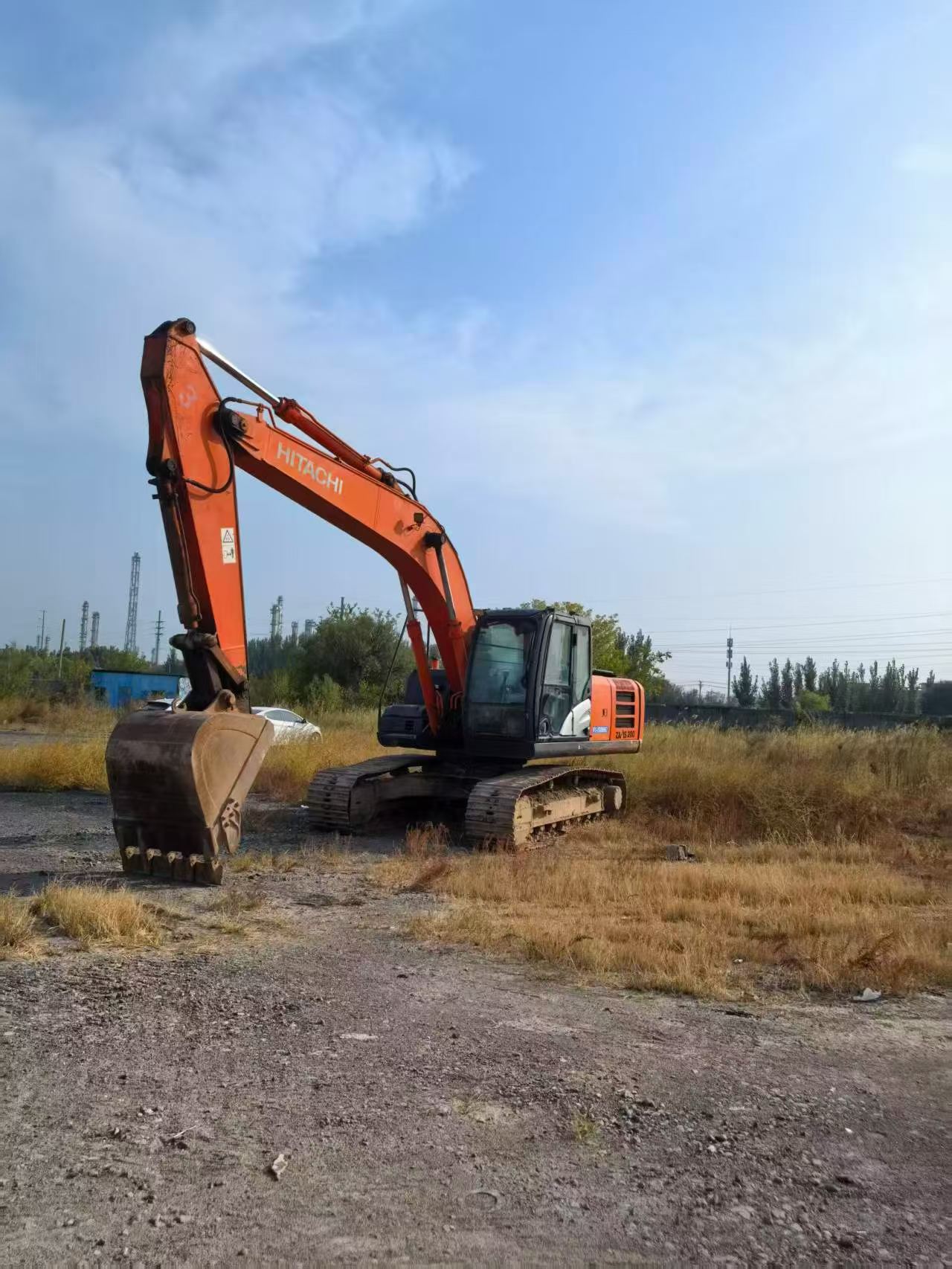 Compre Excavadora Hitachi ZX200-5G Usada / 3