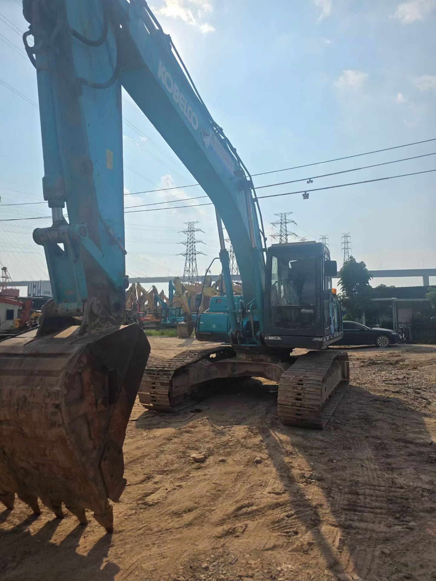 Купить Подержанный Экскаватор Kobelco SK210 / 9