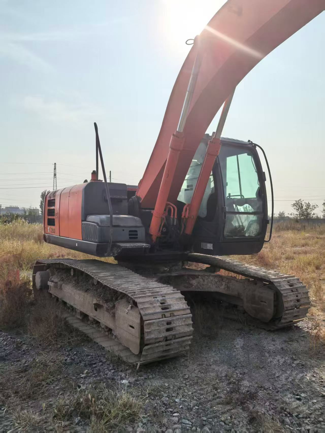 Compre Excavadora Hitachi ZX200-5G Usada / 2