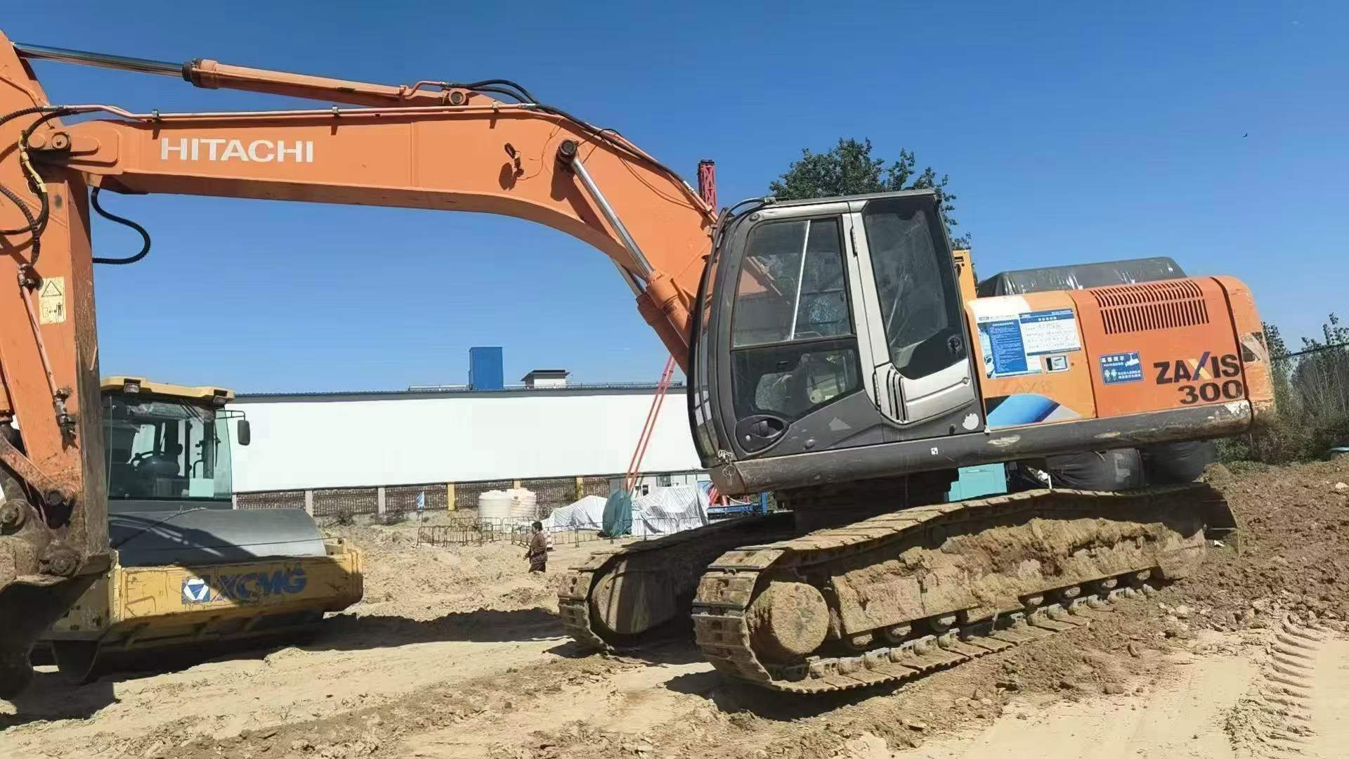 Купить Hitachi ZX240 Подержанный Экскаватор