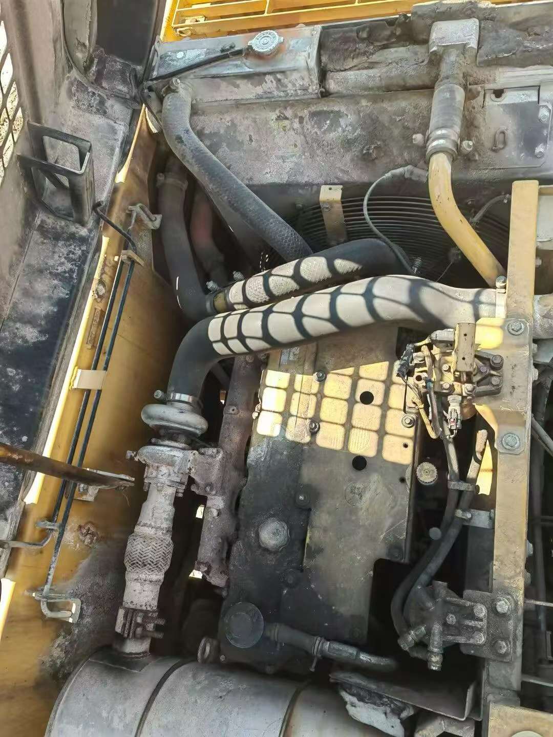 Buy Caterpillar 320A Used Excavator / 6 Buy Caterpillar 320A Used Excavator / 6