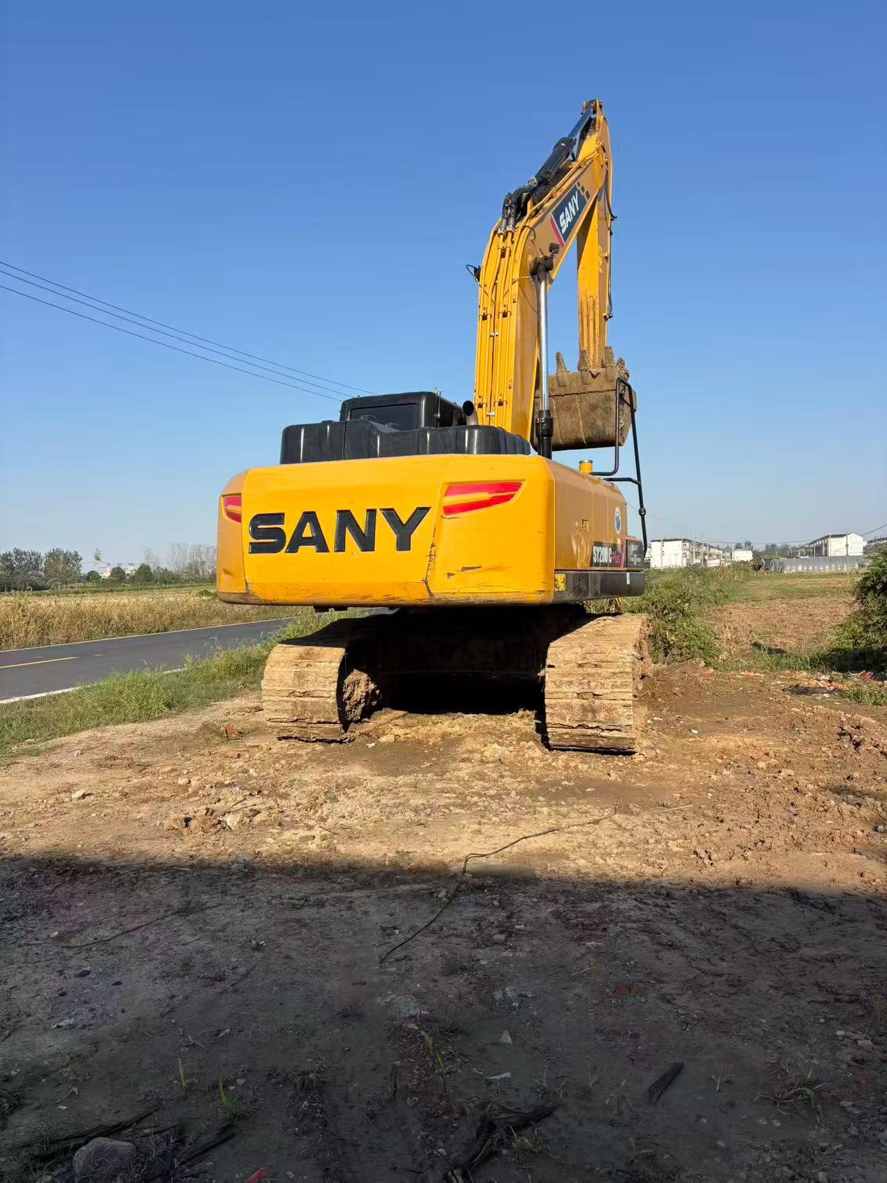 Buy Sany SY200C Used Excavator / 3