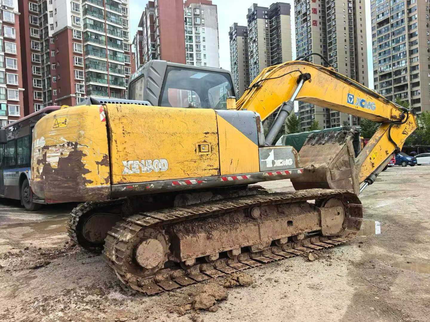 Buy XCMG XE150 Used Excavator / 2 Buy XCMG XE150 Used Excavator / 2