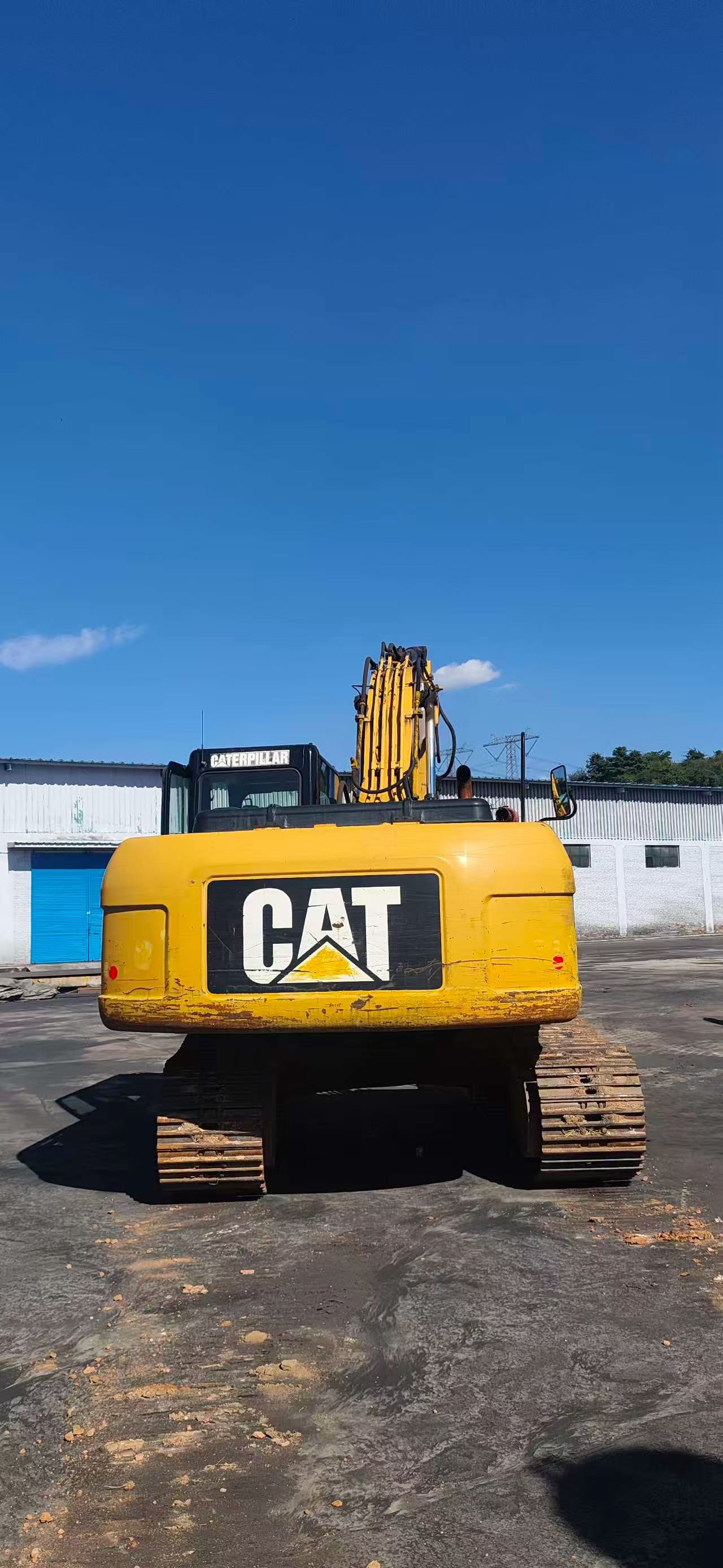 Buy Caterpillar 320D Used Excavator / 2 Buy Caterpillar 320D Used Excavator / 2