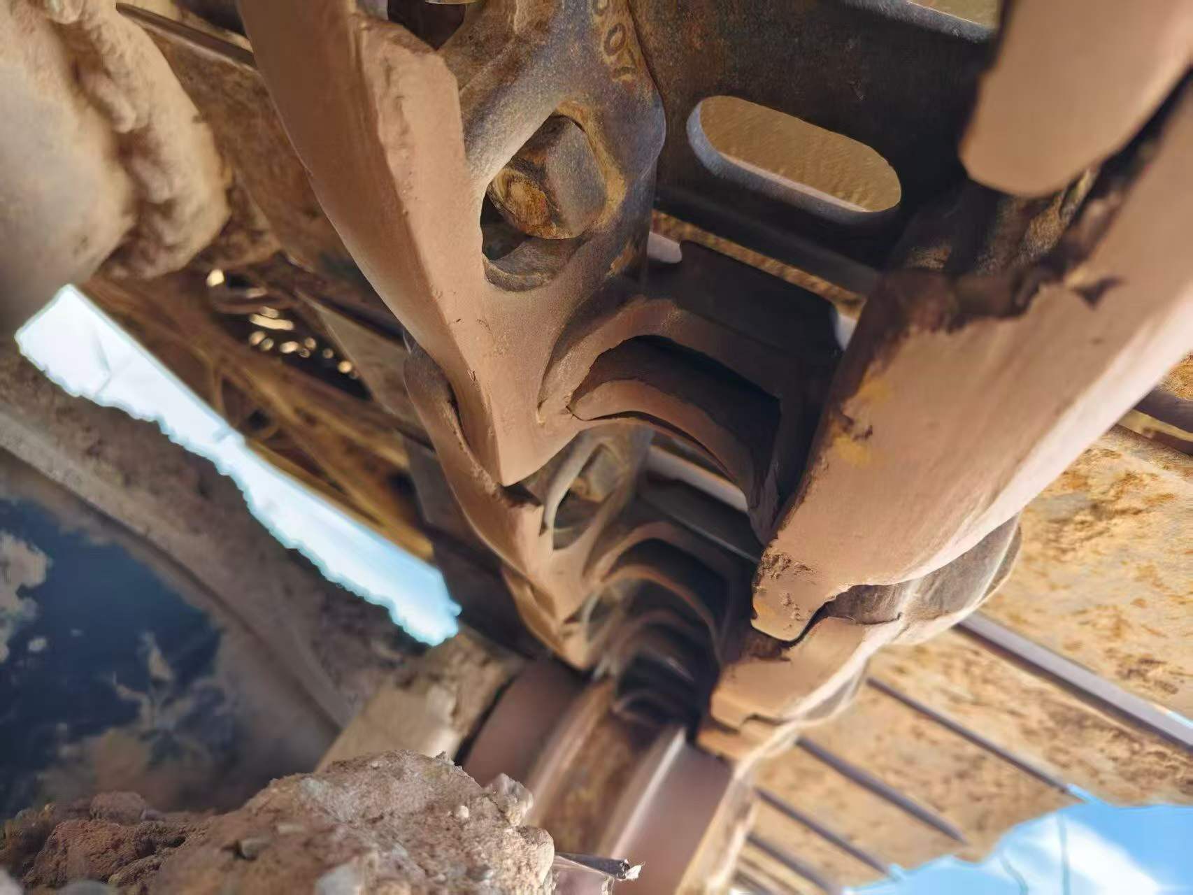 Buy Sumitomo SH210-5 Used Excavator / 7 Buy Sumitomo SH210-5 Used Excavator / 7