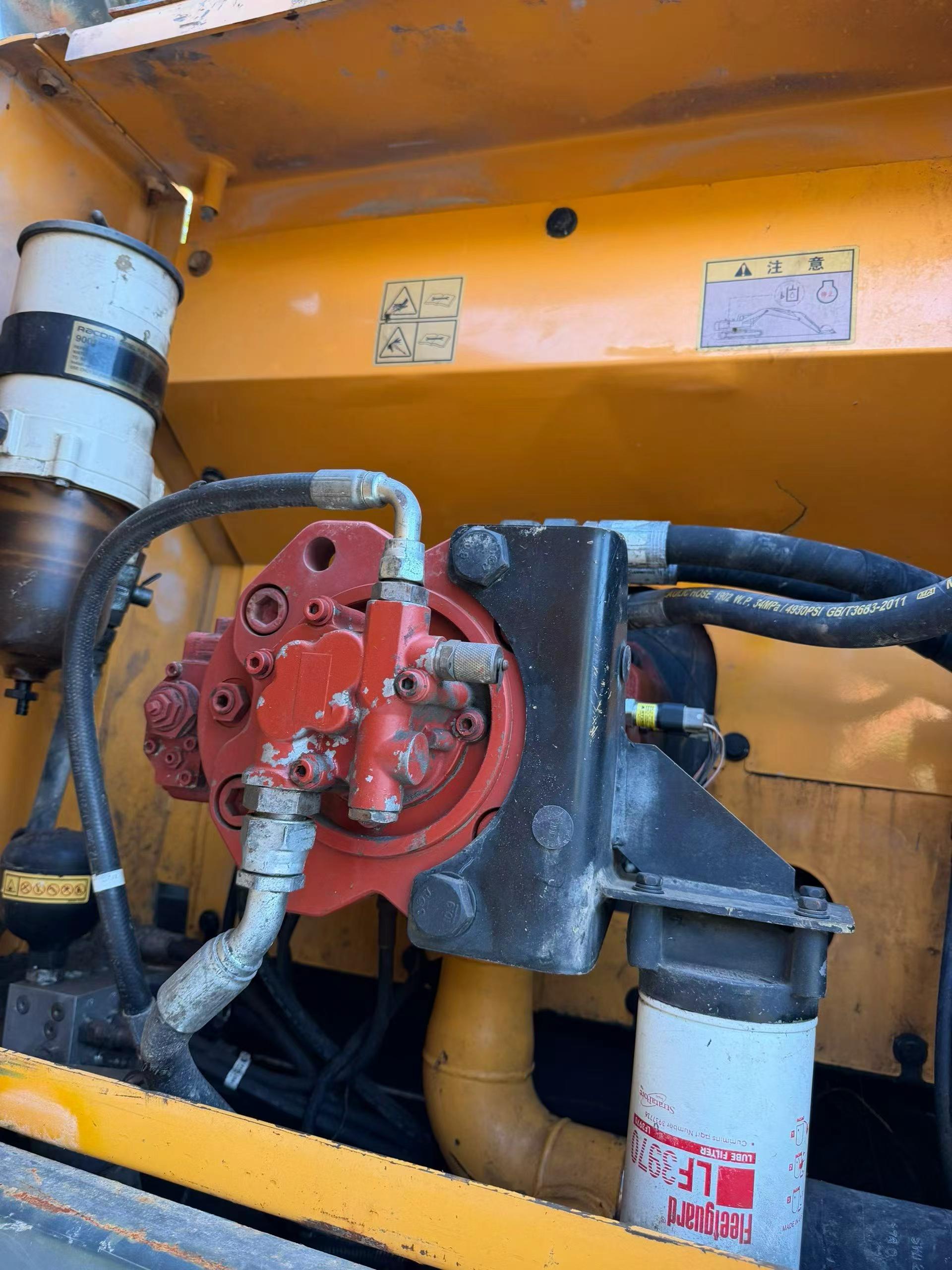 شراء حفارة Hyundai R215-7 مستعملة / 4