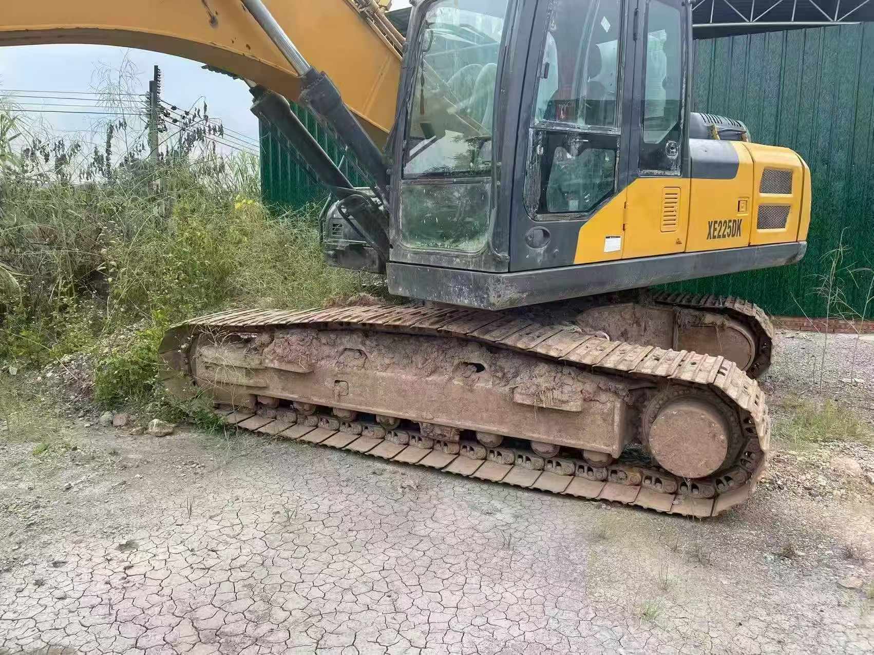 Buy XCMG XE215DA Used Excavator / 2