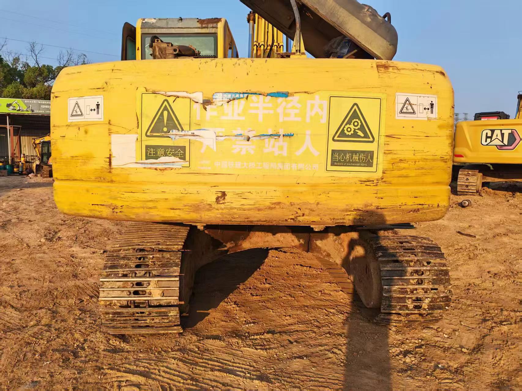 Купить Komatsu PC200 Подержанный Экскаватор