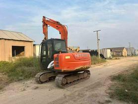 شراء حفارة Hitachi EX70 مستعملة / 2 شراء حفارة Hitachi EX70 مستعملة / 2
