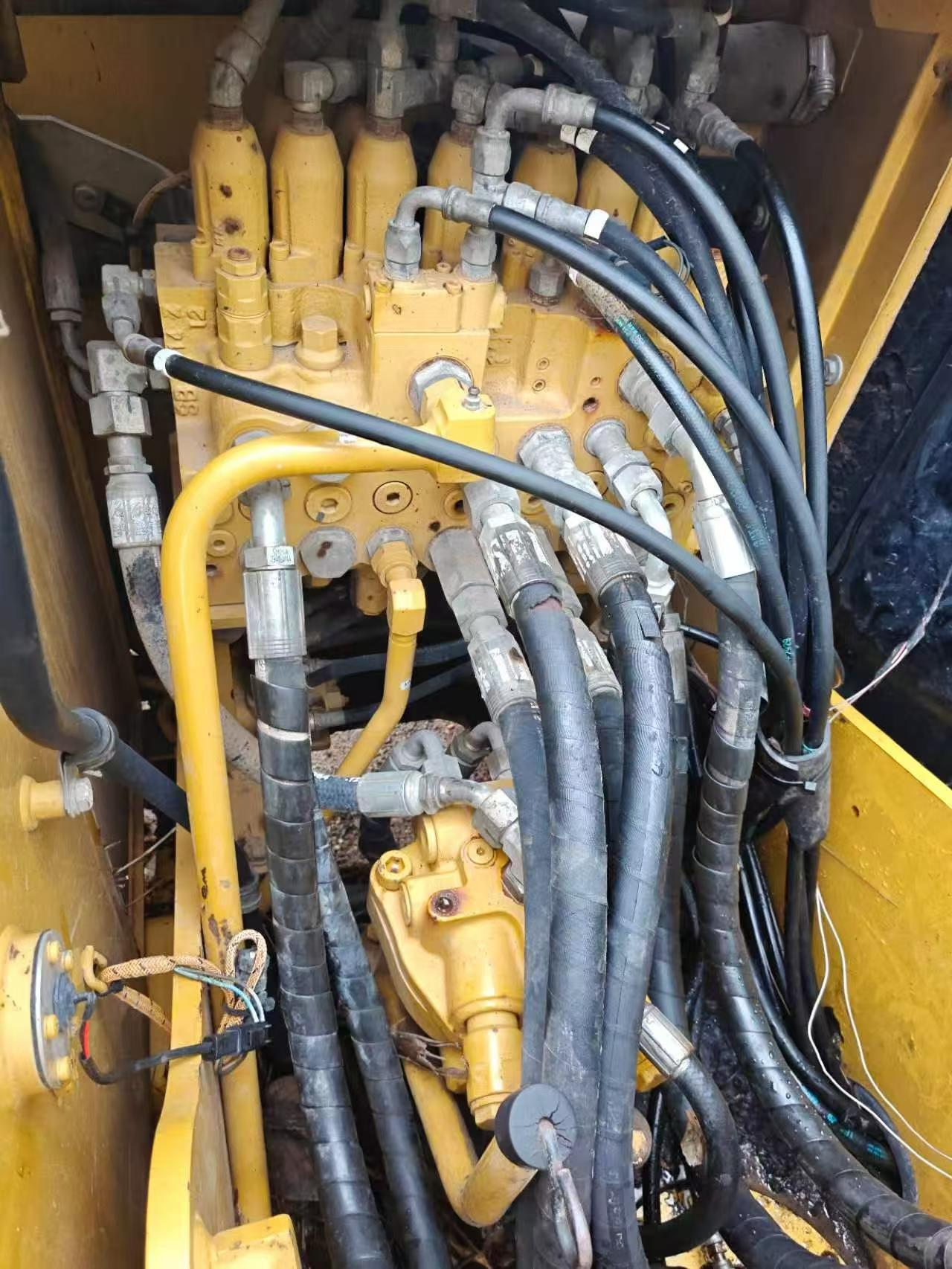 Compre Excavadora Caterpillar 313D Usada / 5
