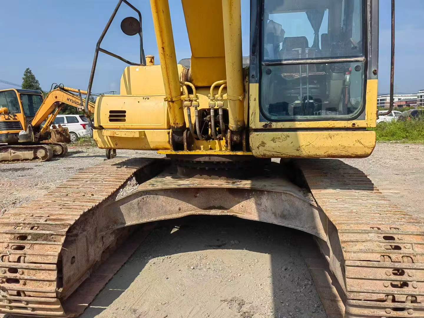 Купить Подержанный Экскаватор Komatsu PC220-8 / 9