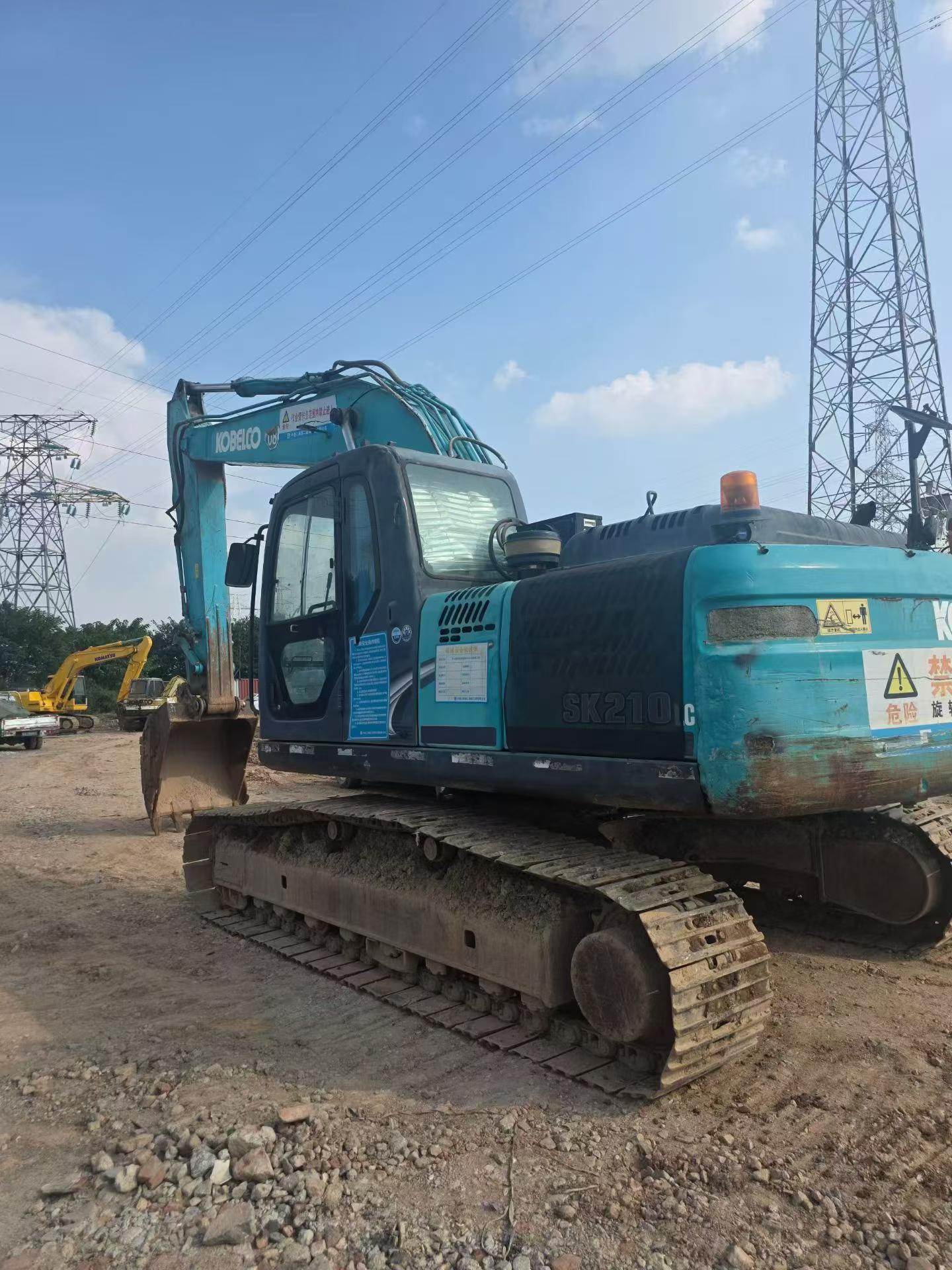 Купить Kobelco SK210 Подержанный Экскаватор