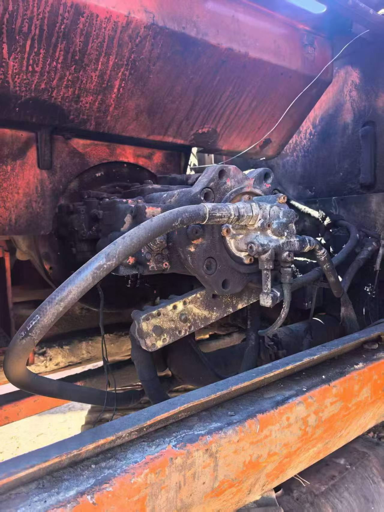 Купить Подержанный Экскаватор Doosan DH300-7 / 2