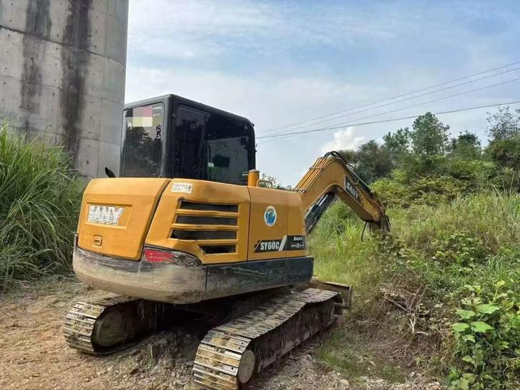 Buy Sany SY60 Used Excavator / 1