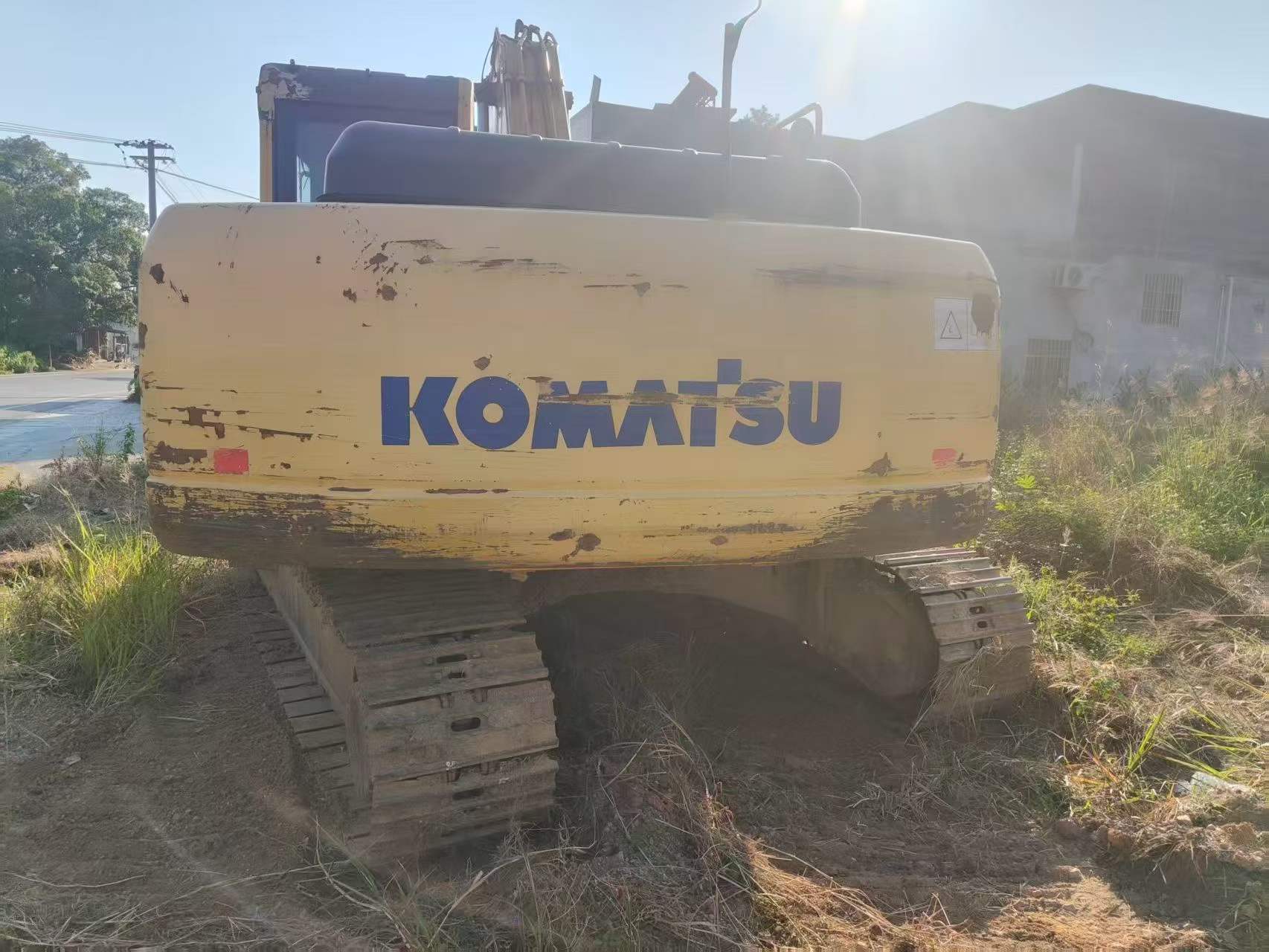 Buy Komatsu PC210-8 Used Excavator / 5 Buy Komatsu PC210-8 Used Excavator / 5