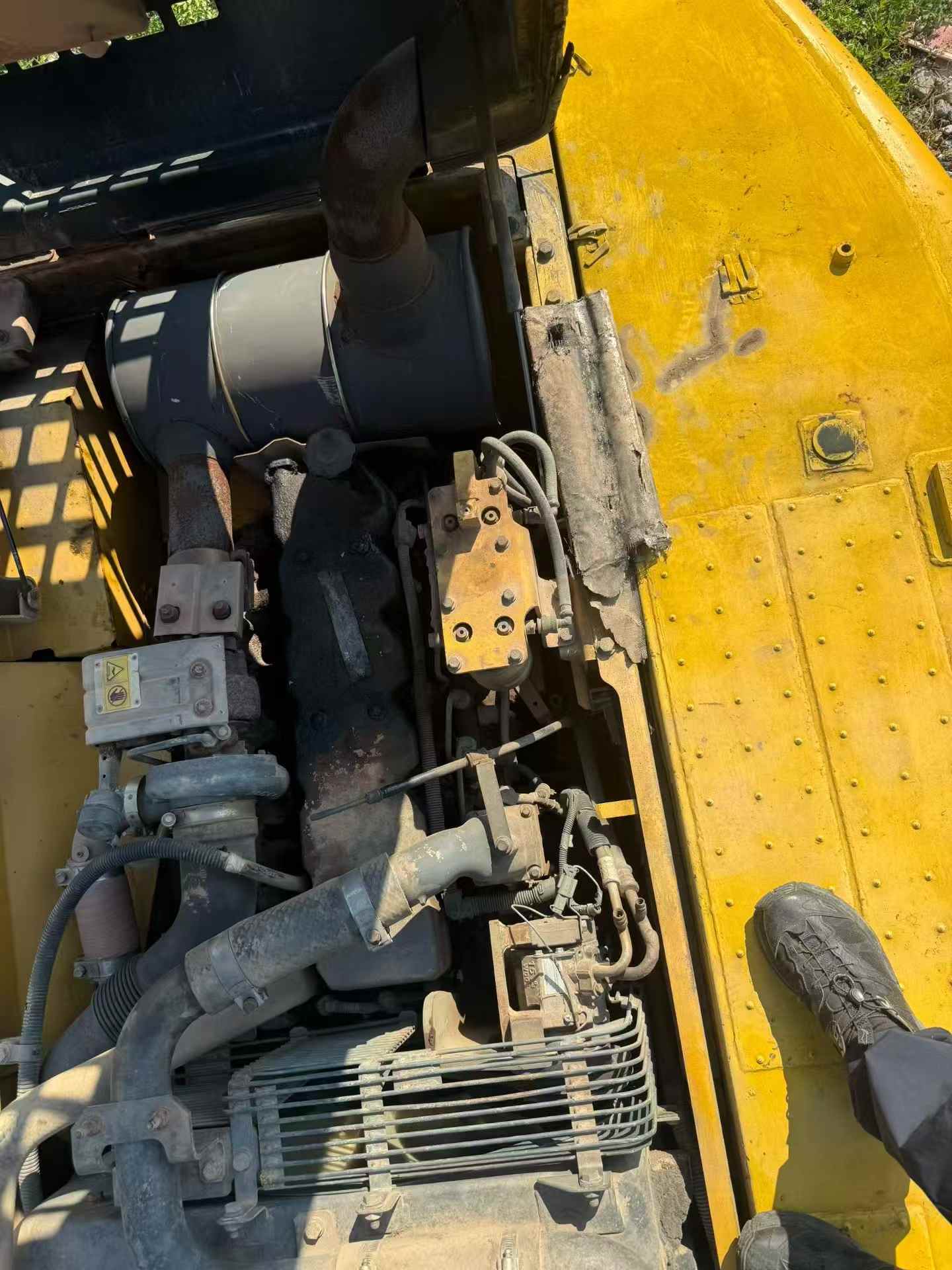 Buy Komatsu PC220-8 Used Excavator / 6 Buy Komatsu PC220-8 Used Excavator / 6