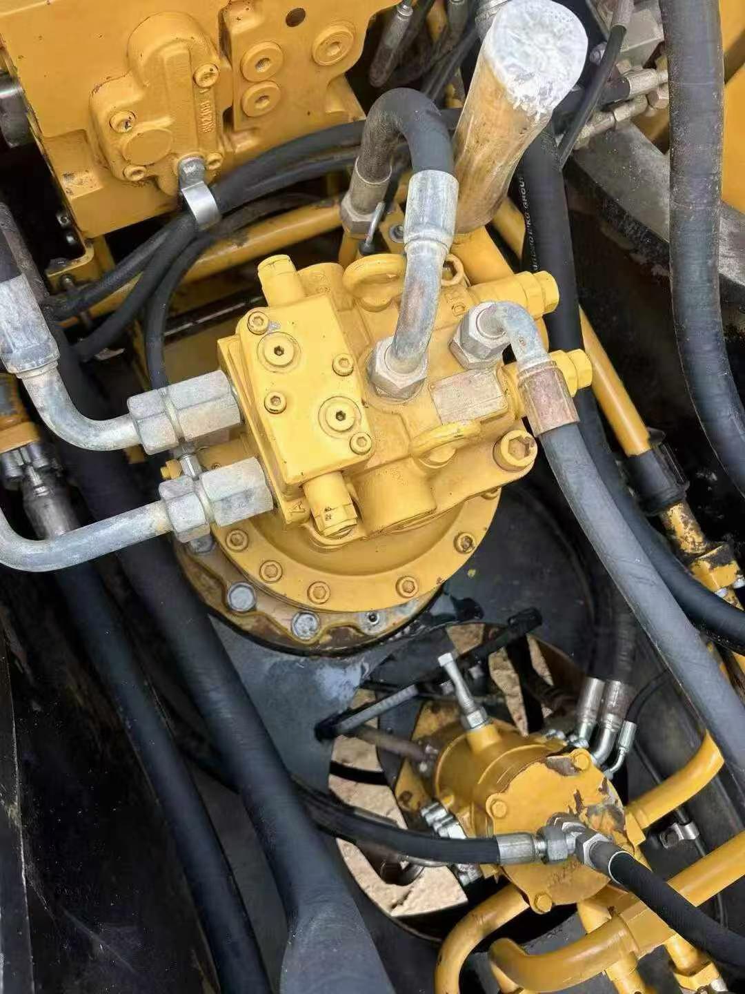 Купить Подержанный Экскаватор Sany SY200C / 6