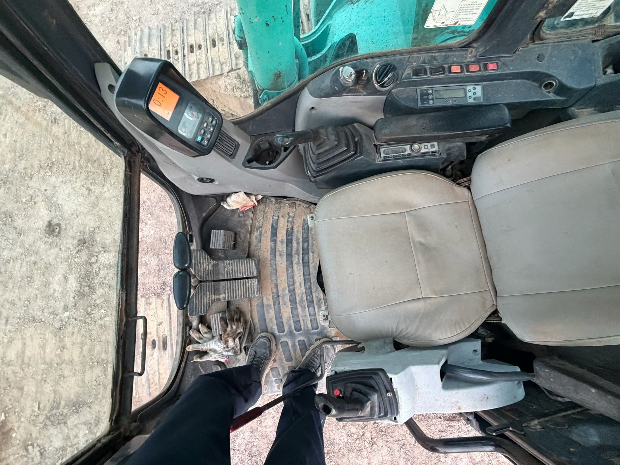 Buy Kobelco SK2008 Used Excavator / 4 Buy Kobelco SK2008 Used Excavator / 4